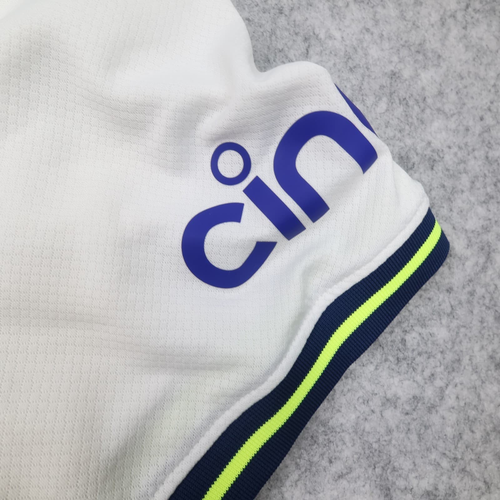 Tottenham Hotspur Shirt Extra Small White Home Kit 2022 2023 Soccer Jersey photo 10
