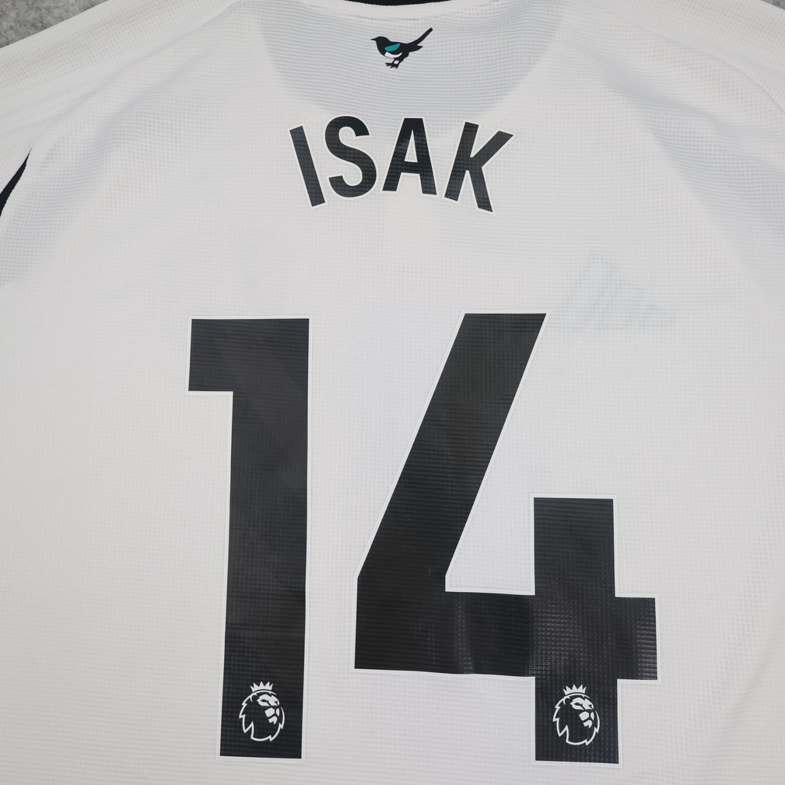 Newcastle United Shirt 3XL White Third Kit 2024 2025 Adidas Jersey  Isak 14 photo 16