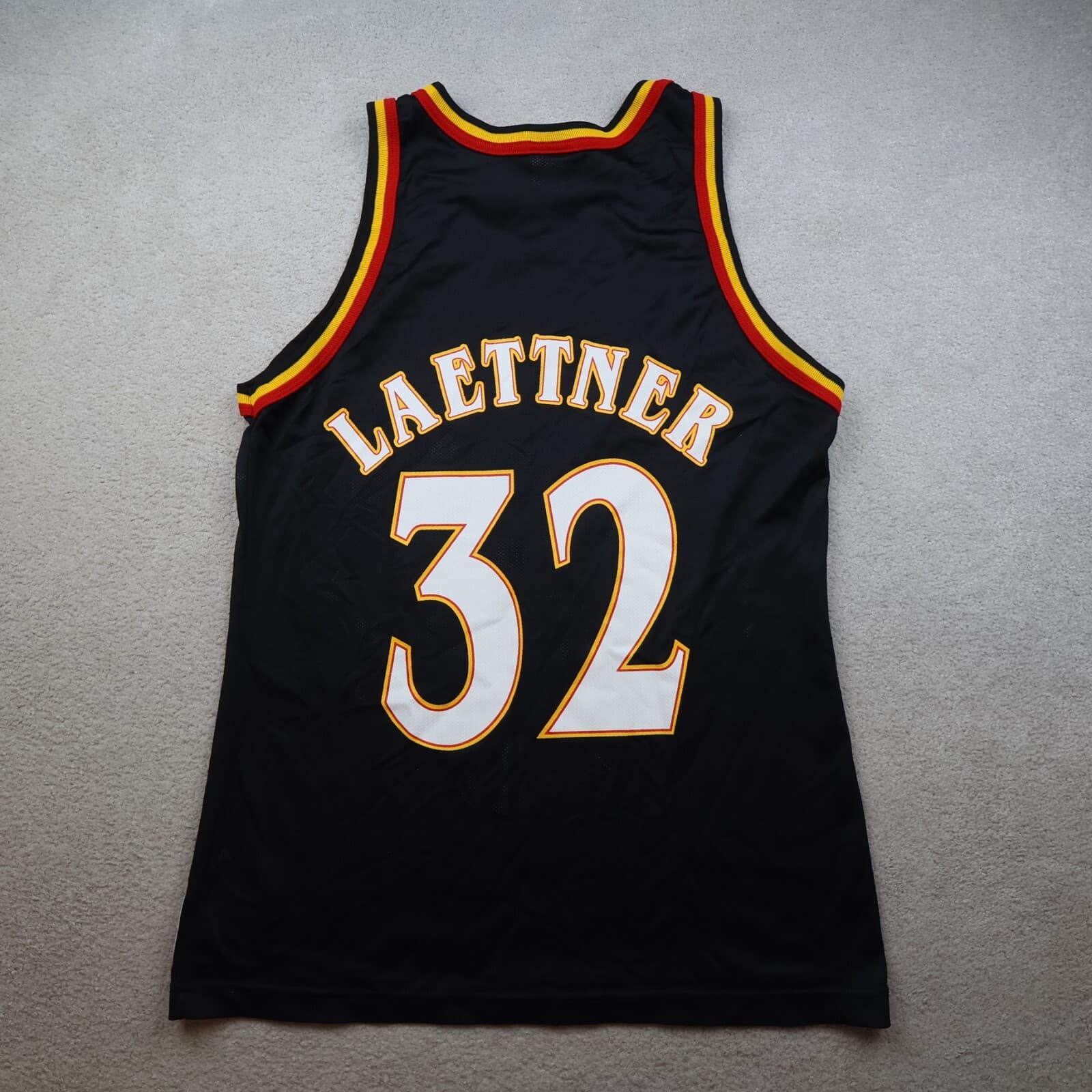 Vintage Atlanta Hawks Jersey Large Champion 90s NBA Christian Laettner 44 photo 2