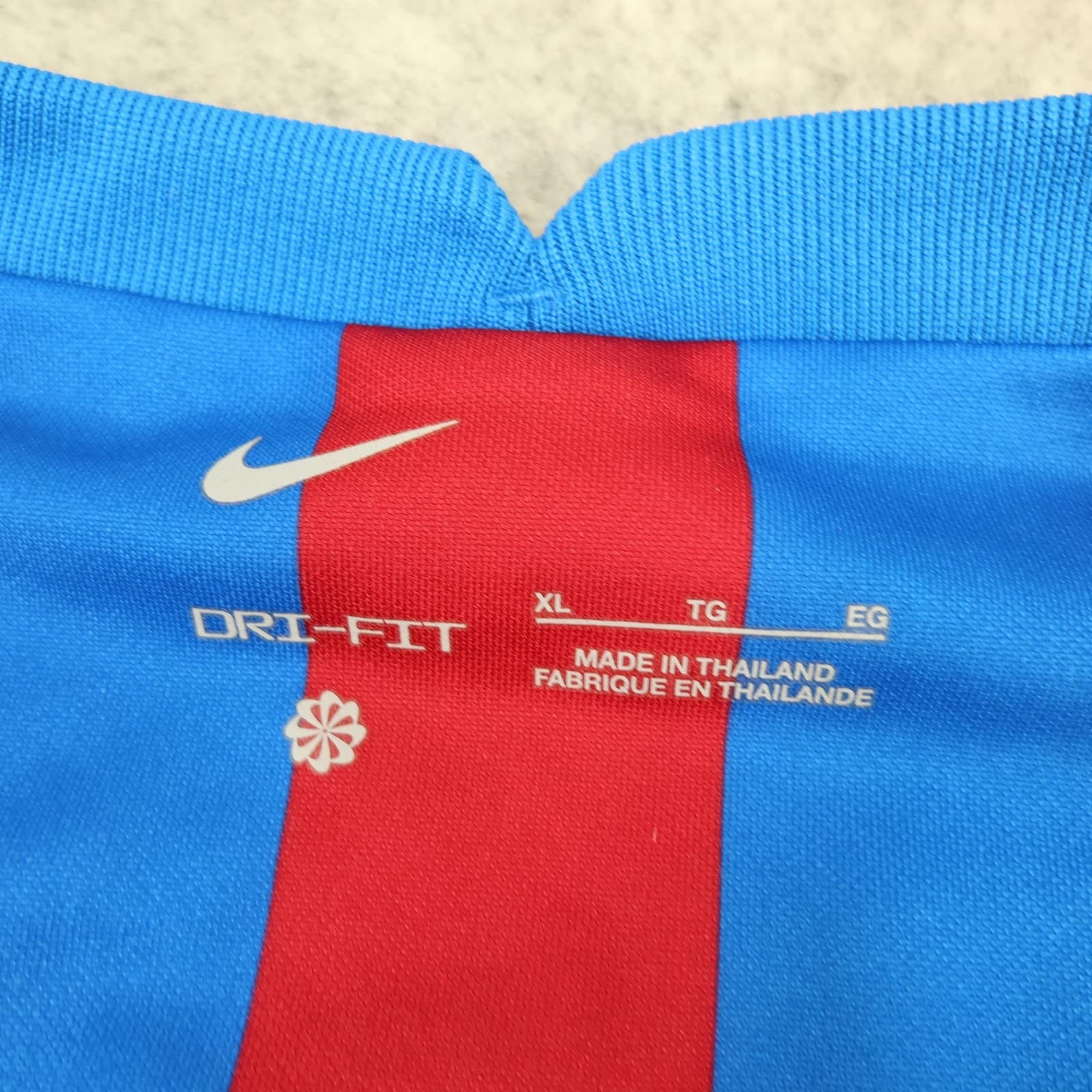 Barcelona Shirt Mens XL Red Blue Home 2021 2022 Football Nike Soccer Jersey photo 7