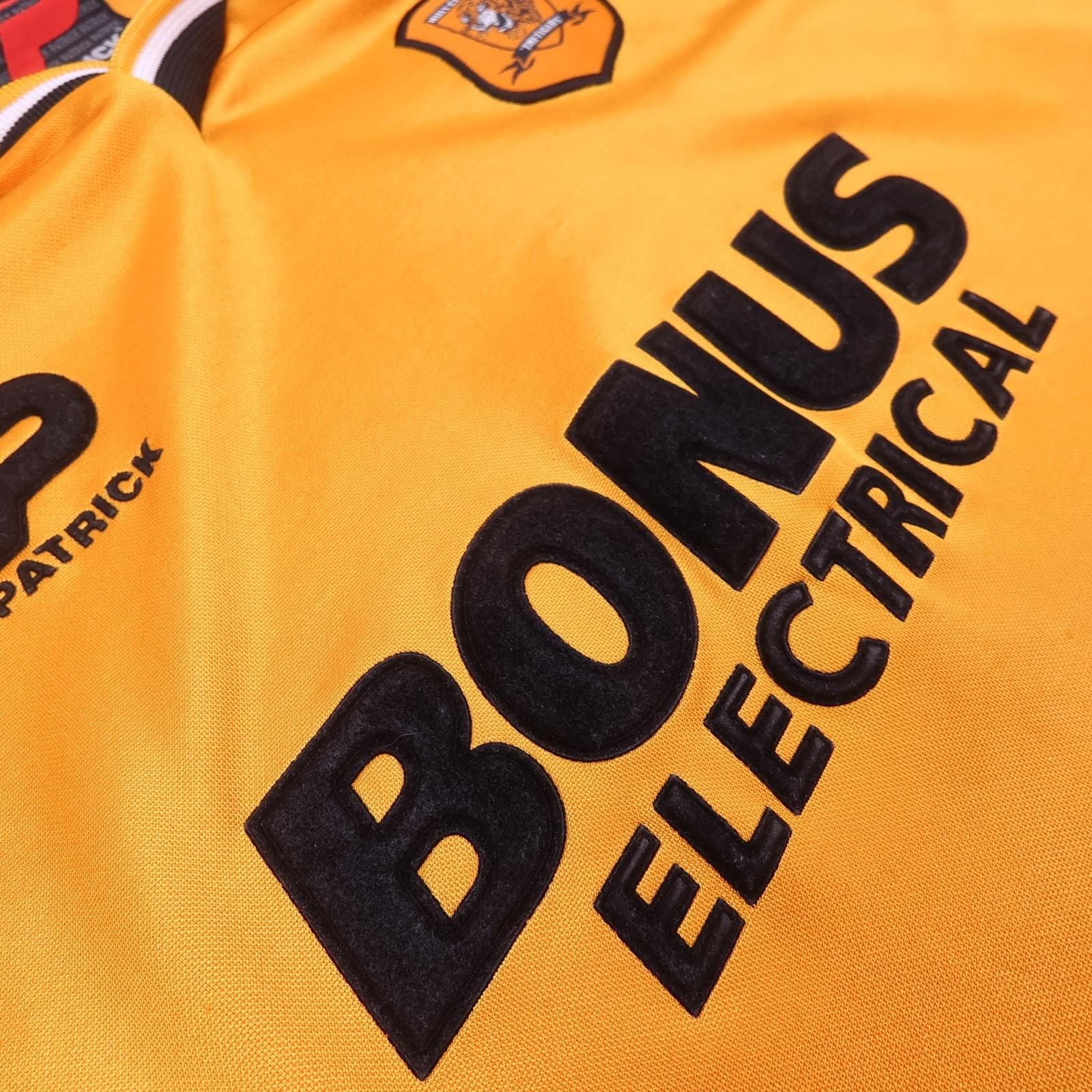 Vintage Hull City Shirt Mens 2XL 2002 2004 Yellow Home Patrick Bonus Electrical photo 7