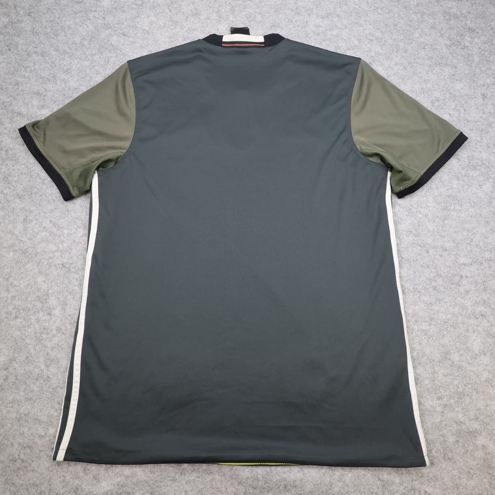 Germany Football Shirt Large Black Away Kit 2016 17 Jersey World Cup Deutschland photo 2