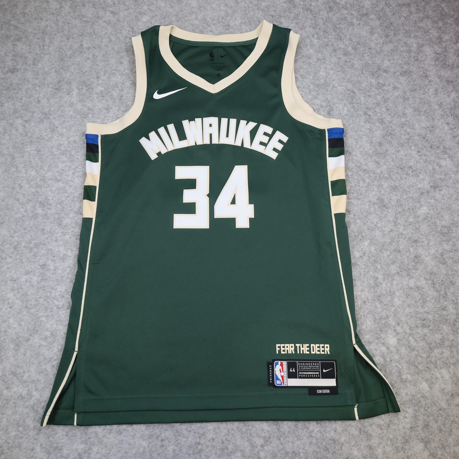 Milwaukee Bucks Basketball Jersey Mens Medium Green NBA Nike Antetokounmpo 34