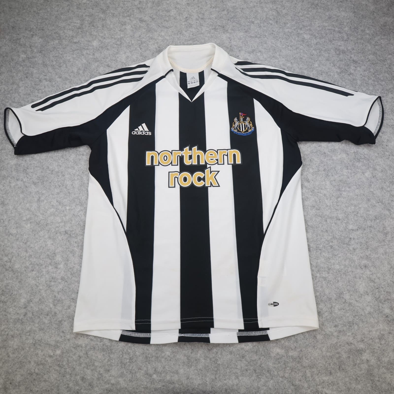 Newcastle United Shirt Medium Black Home Kit 2005 2007 Adidas Soccer Jersey
