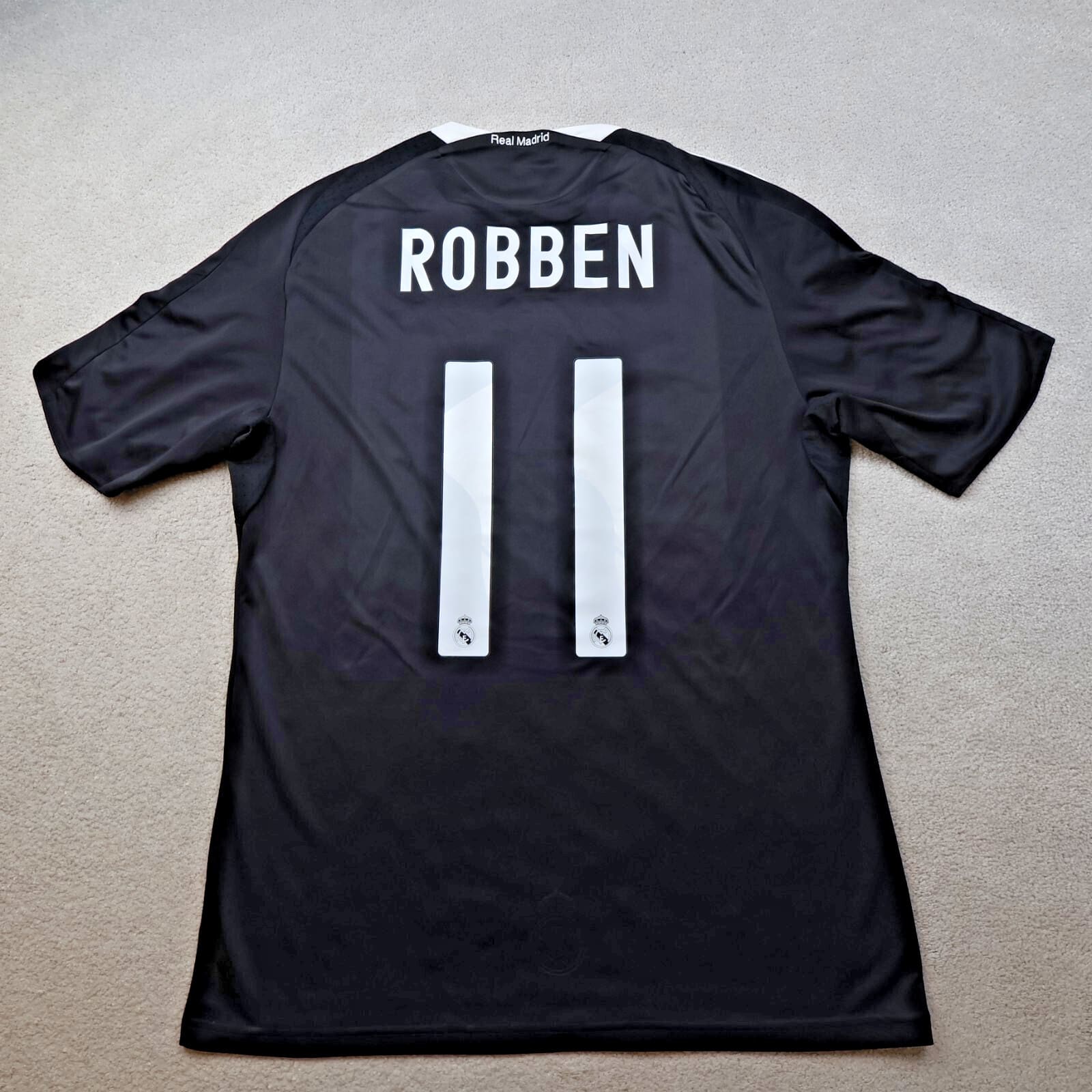 Real Madrid Shirt Medium Black Third Kit 2008 2009 Adidas Football Jersey Robben