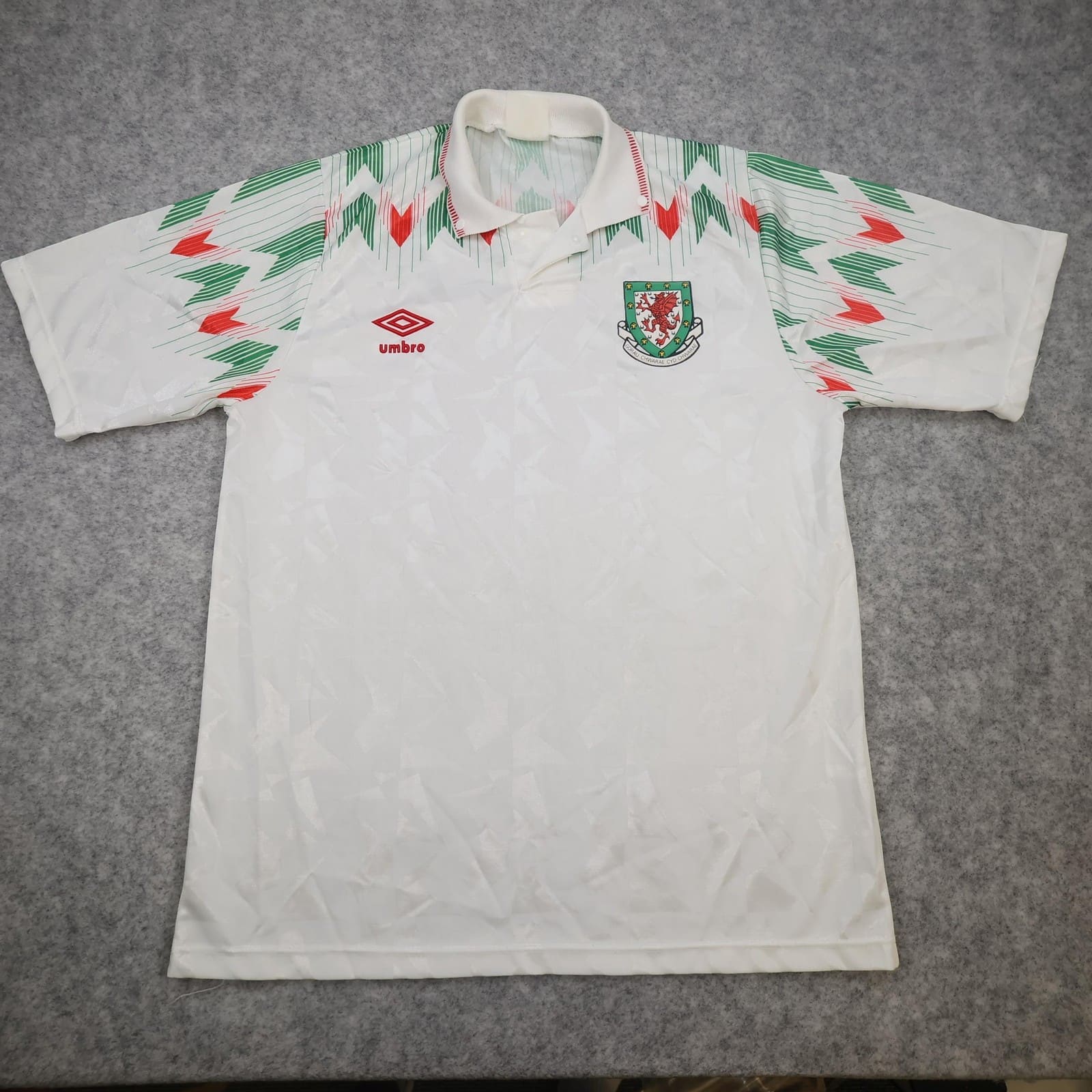 Vintage Wales Away Shirt Mens Medium White 1990 1992 Football Soccer Jersey