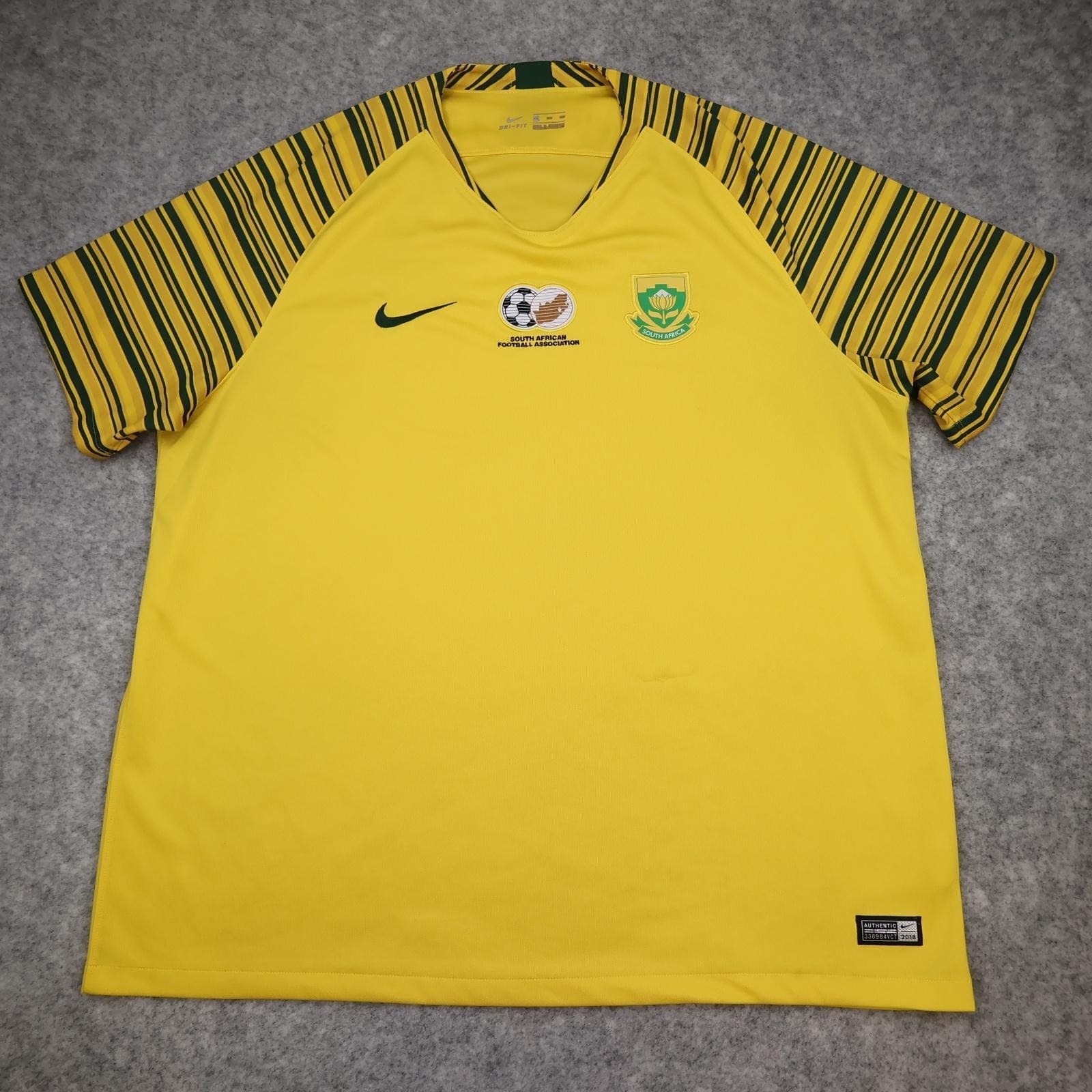 South Africa Home Shirt Mens 2XL Yellow 2018 Football Nike Dri Fit Soccer Jersey
