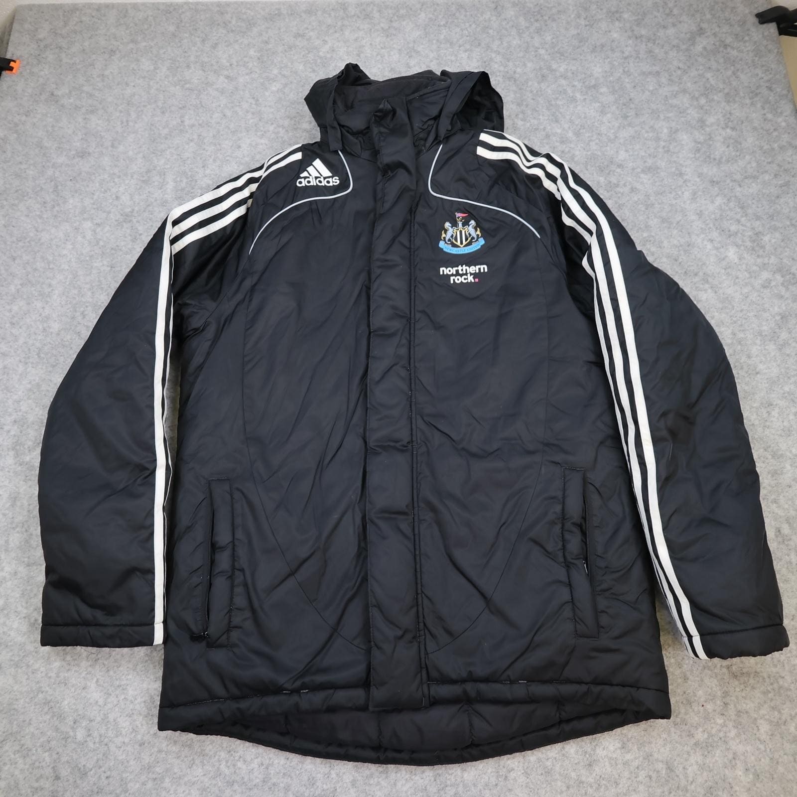 Newcastle United Jacket Youth XL Black EPL Football Adidas Northern Rock Hooded