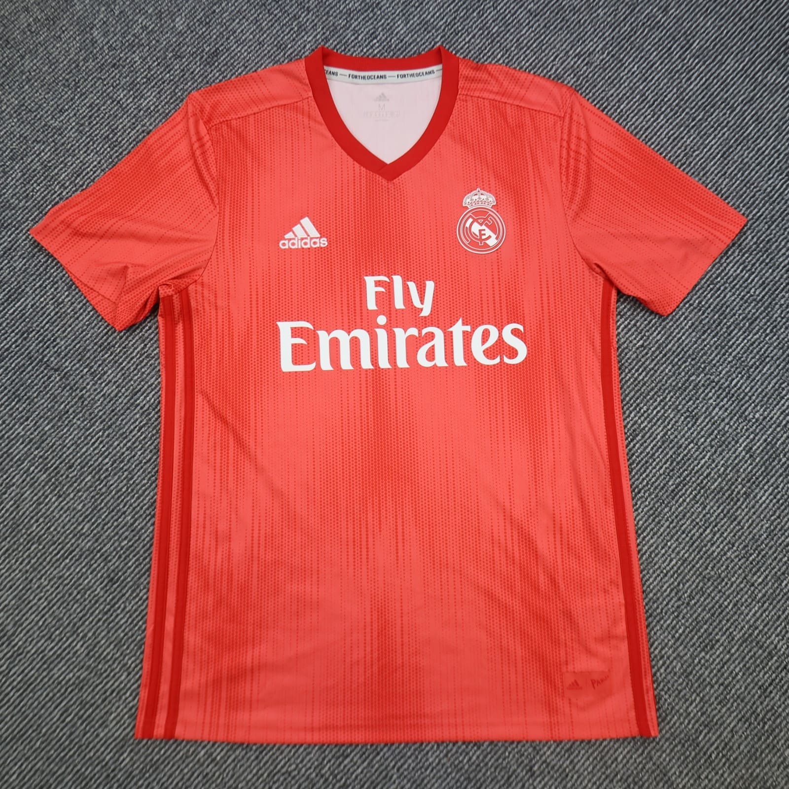 Real Madrid Shirt Medium Pink Third Kit 2018 2019 Adidas Soccer Jersey
