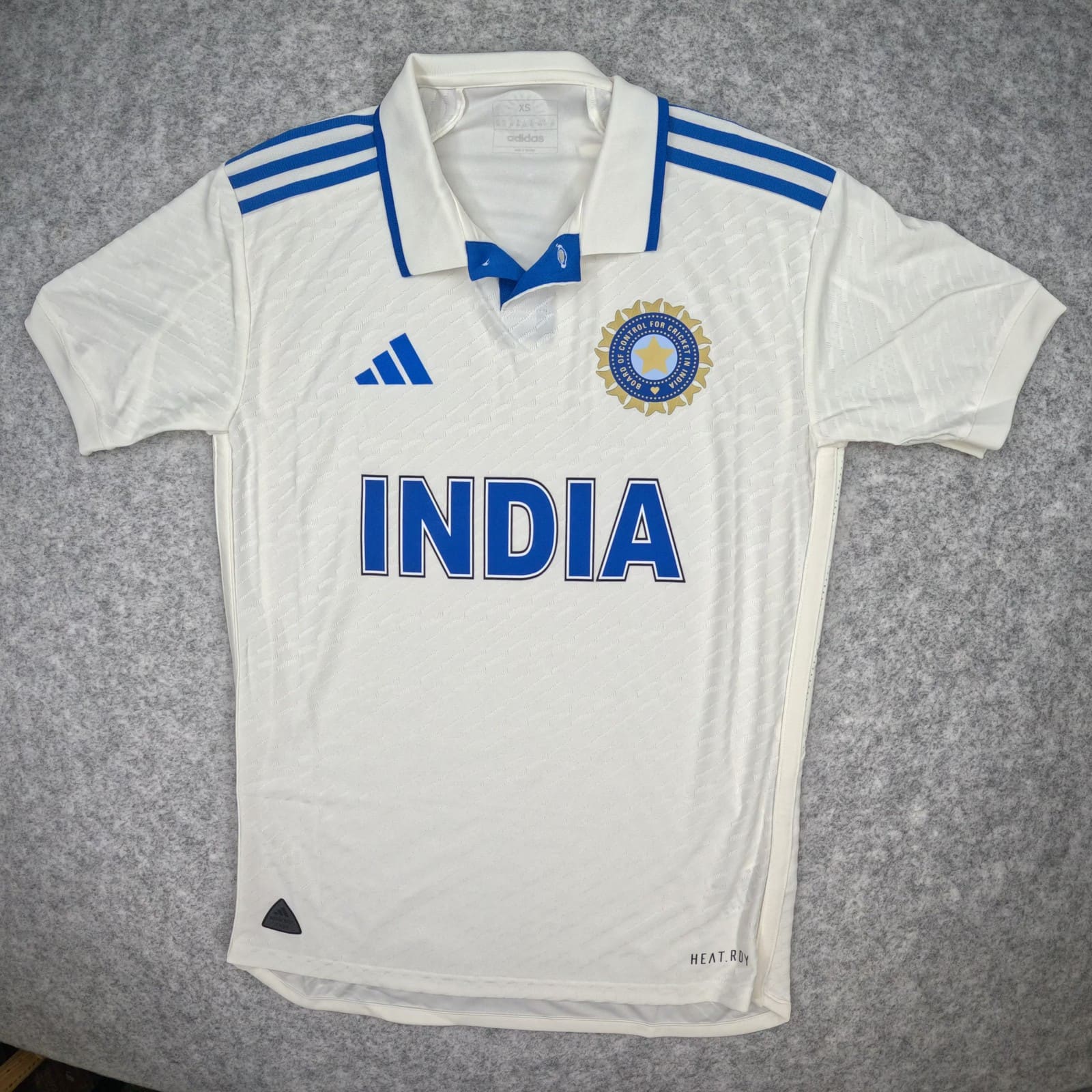 India Cricket Jersey Extra Small Test 2023-24 adidas Button IW9425 Jersey XS