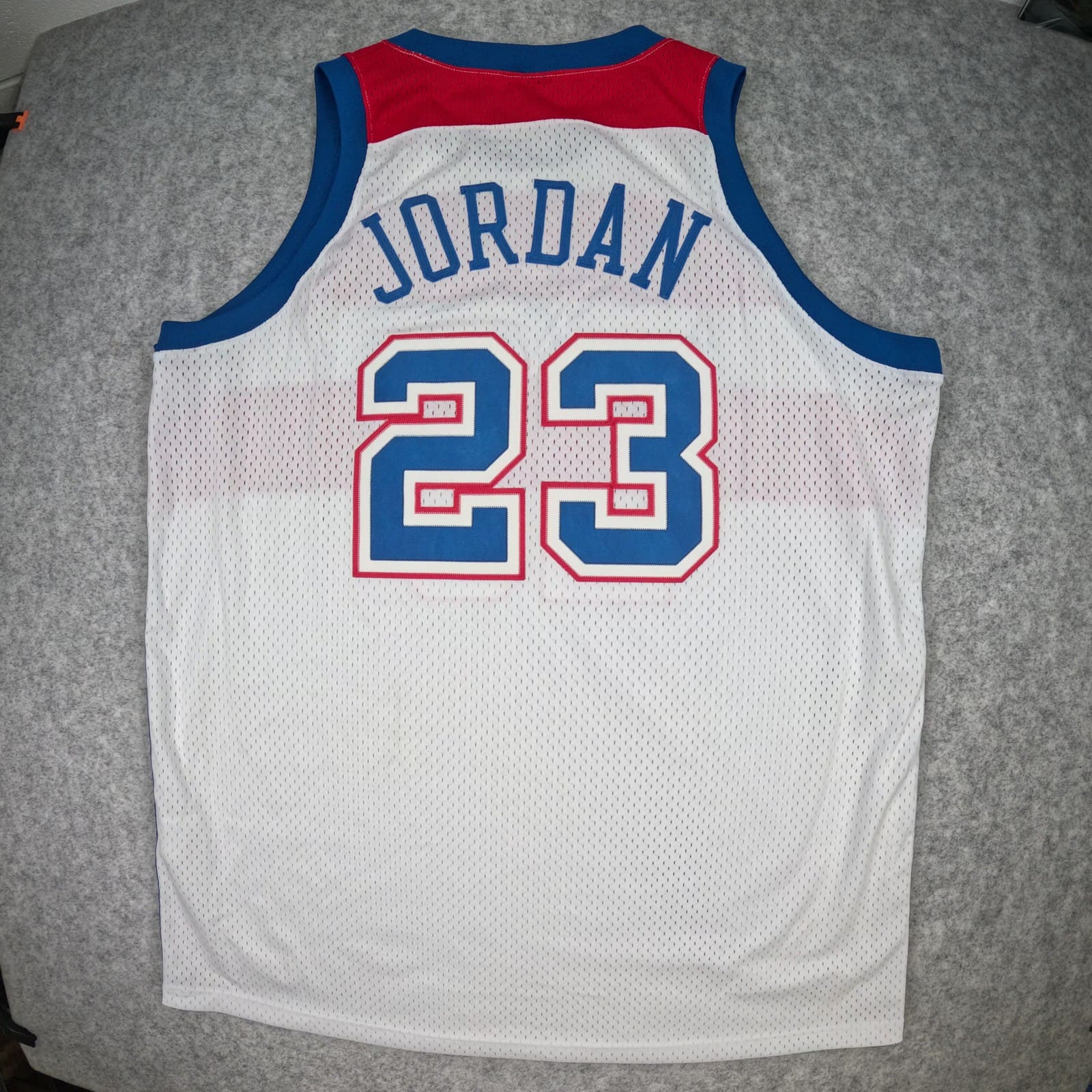 Vintage Washington Bullets Basketball Jersey 2XL White Nike Michael Jordan 23