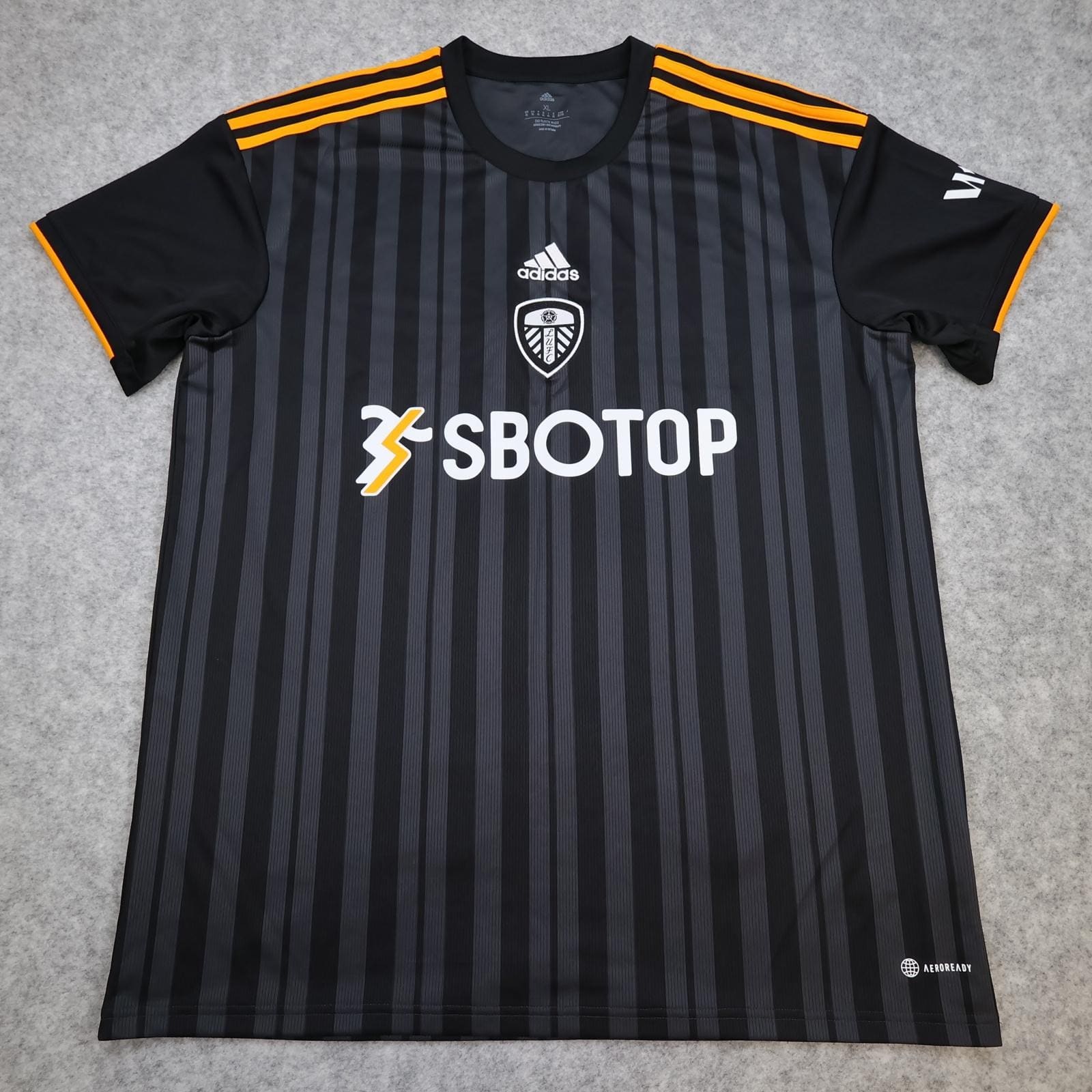 Leeds United Shirt Mens XL Black 3rd Kit 2022 2023 EPL Football Adidas SBOTOP