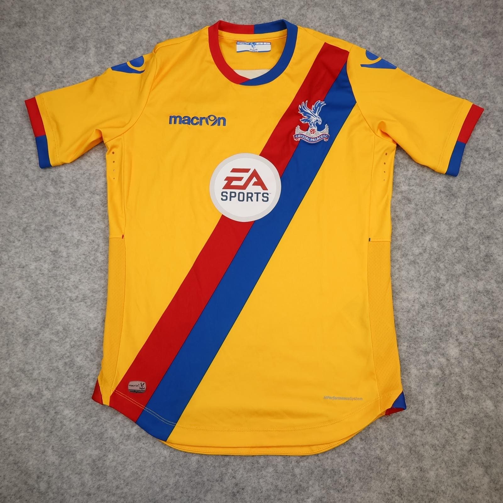 Crystal Palace Away Shirt Mens Small Yellow Football Macron EA Sports Jersey
