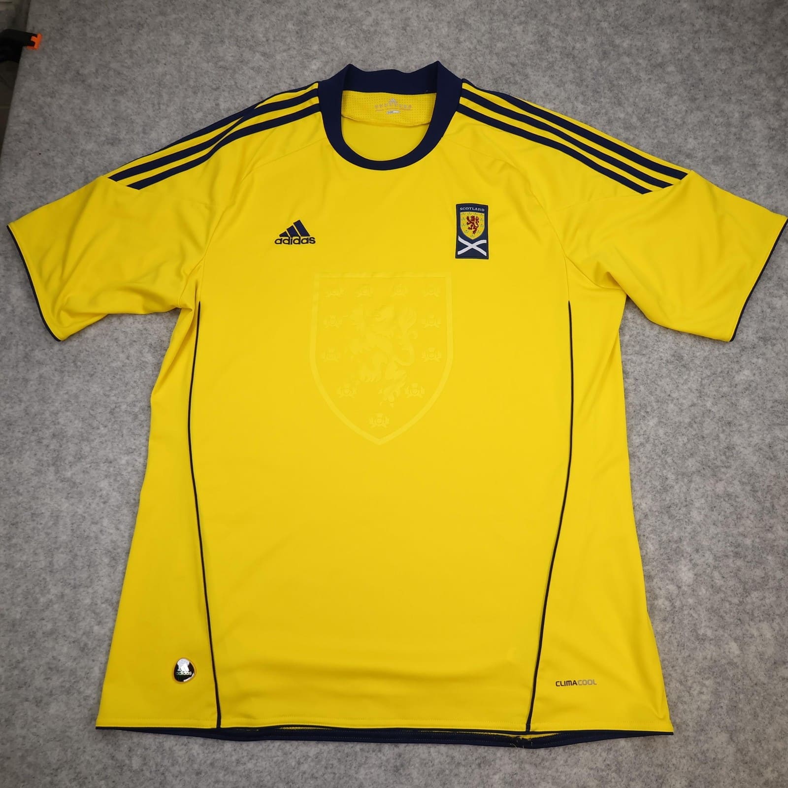 Scotland Away Shirt Mens Extra Large Yellow 2010 2011 Football Soccer Jersey