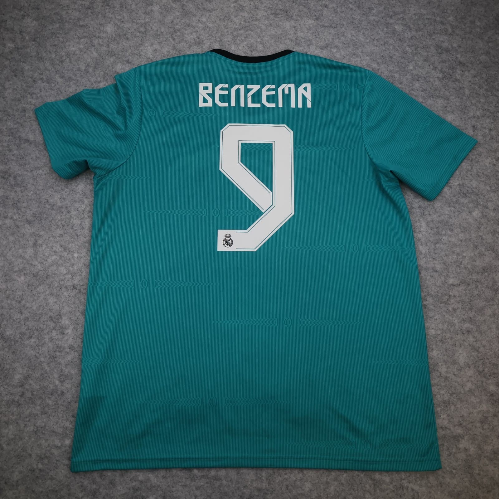 Real Madrid Shirt Extra Large Green Third Kit 2021 2022 Adidas Karim Benzema