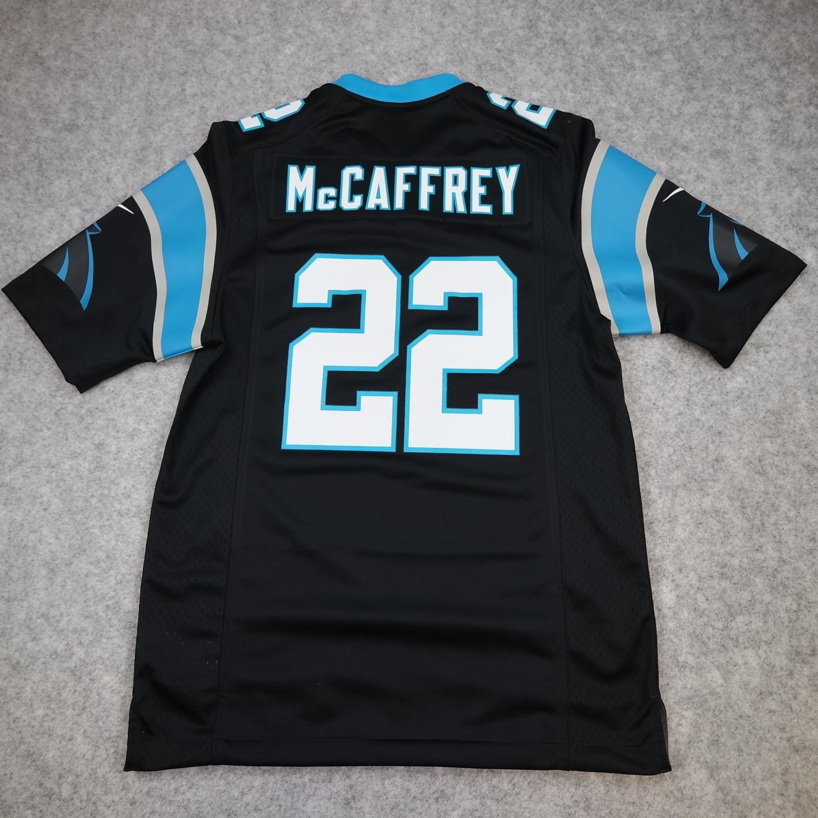 Carolina Panthers Shirt Mens Small Black NFL 2017 2018 Nike McCaffrey 22 Jersey