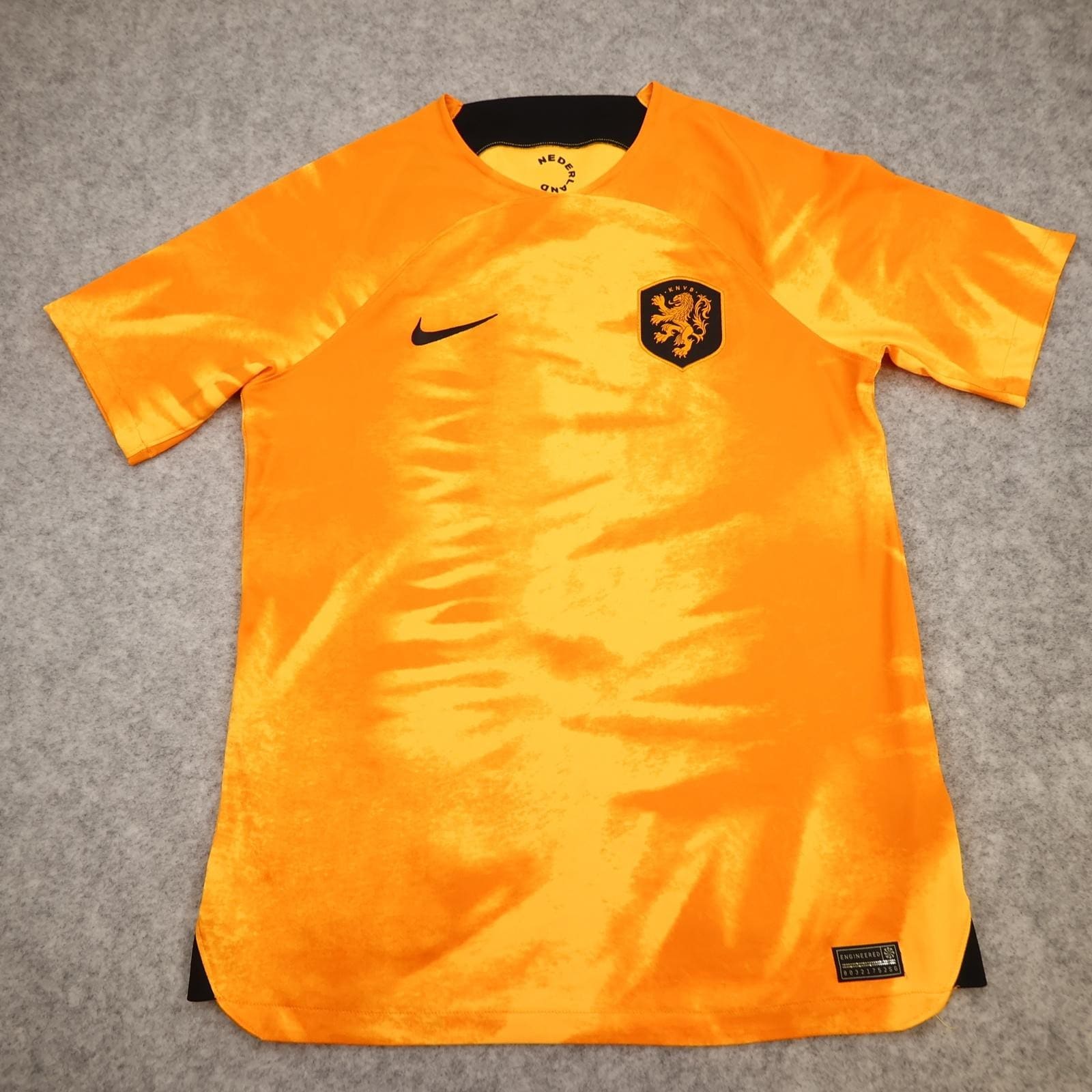 Netherlands Shirt Mens Medium Home 2022 2023 Orange Football Jersey Nike KNVB