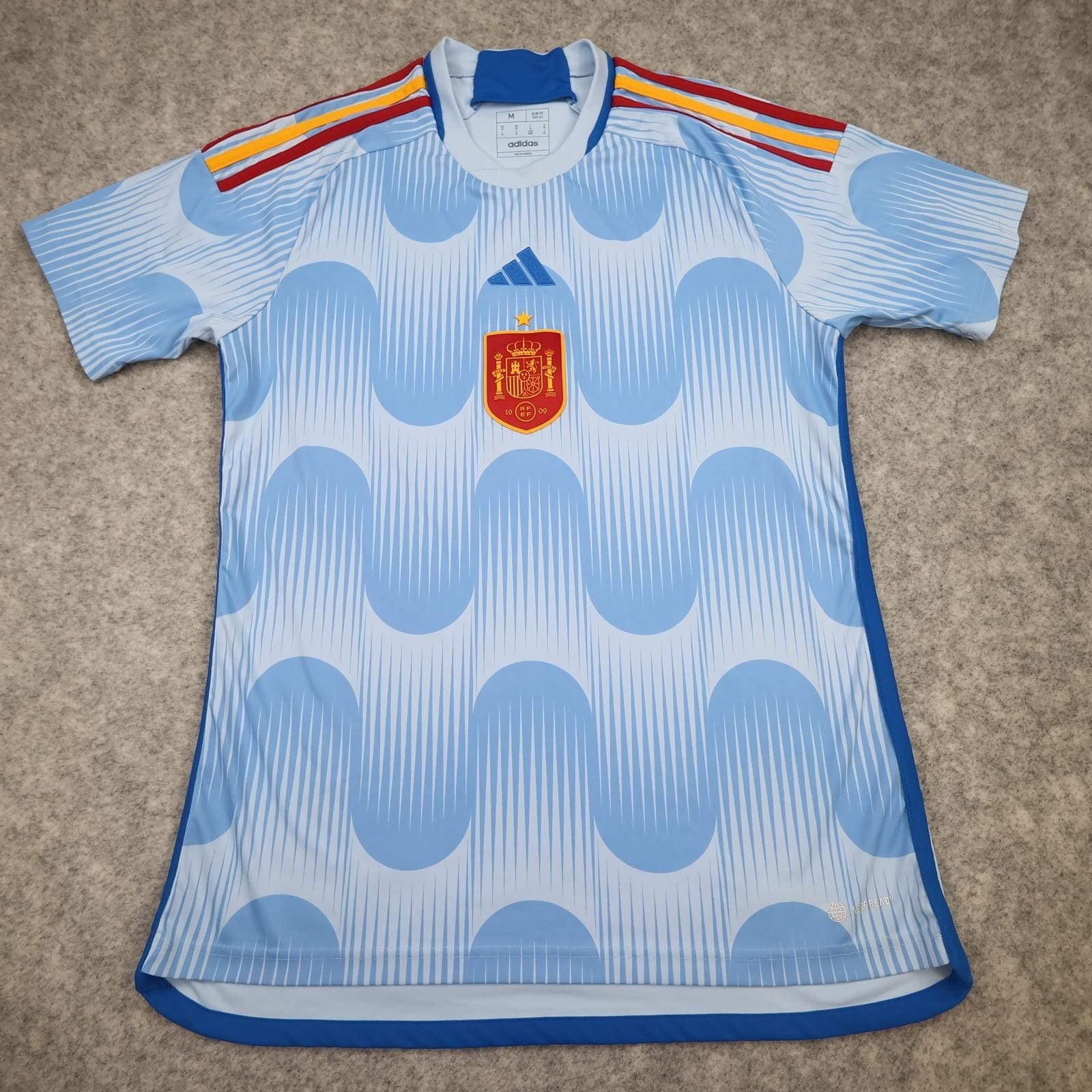 Spain Away Shirt Mens Medium Blue 2022 2023 Football Adidas Slim Fit Jersey