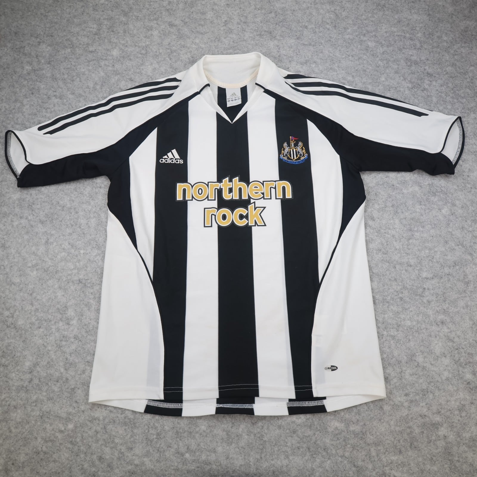 Newcastle United Shirt Medium Black Home Kit 2005 2007 Adidas Soccer Jersey