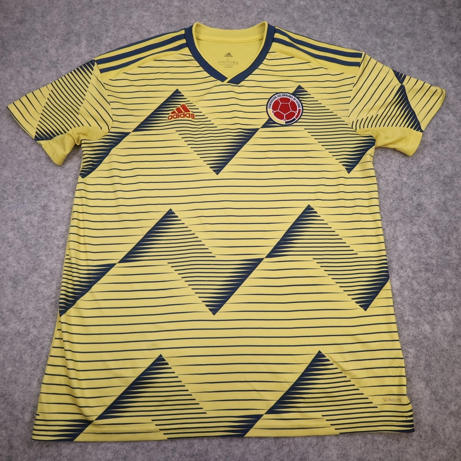 Colombia Home Shirt Mens Large Yellow 2020 2021 Football Adidas Soccer Jersey