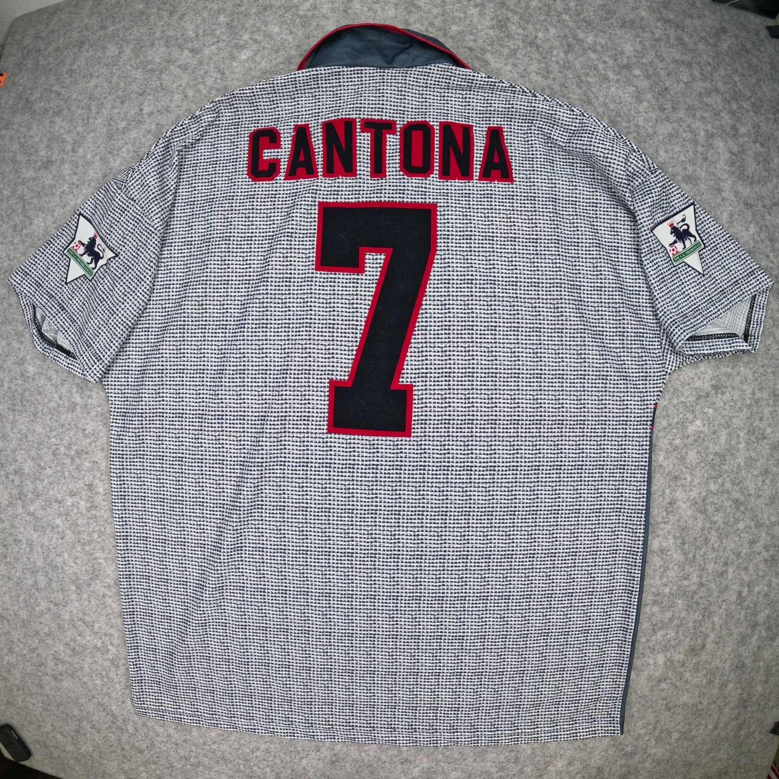 Manchester United Football Shirt Large Away 1995 1996 Umbro Cantona 7 Jersey