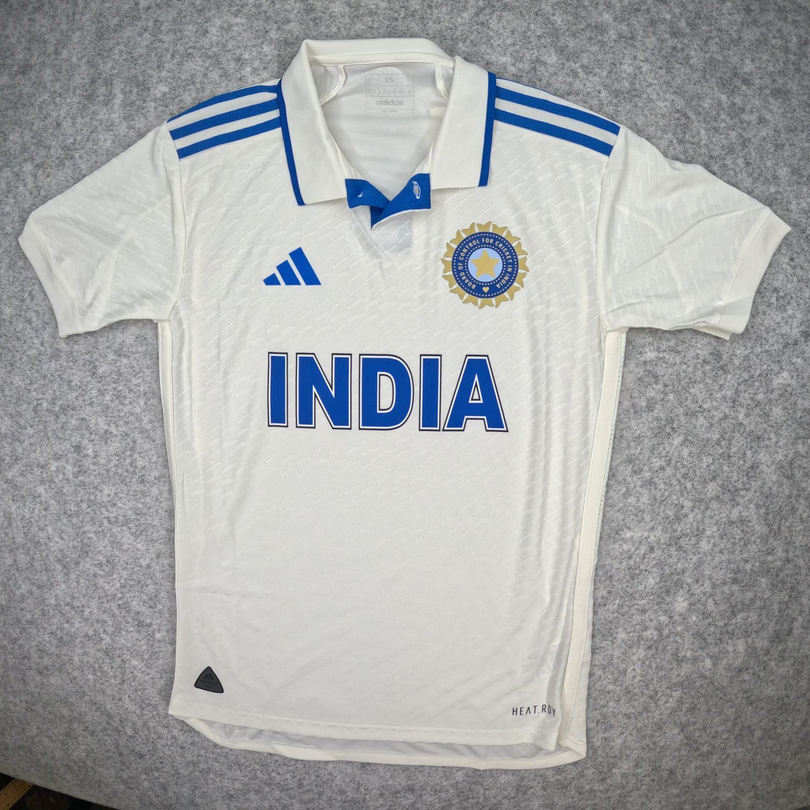India Cricket Jersey Extra Small Test 2023-24 adidas Button IW9425 Jersey XS
