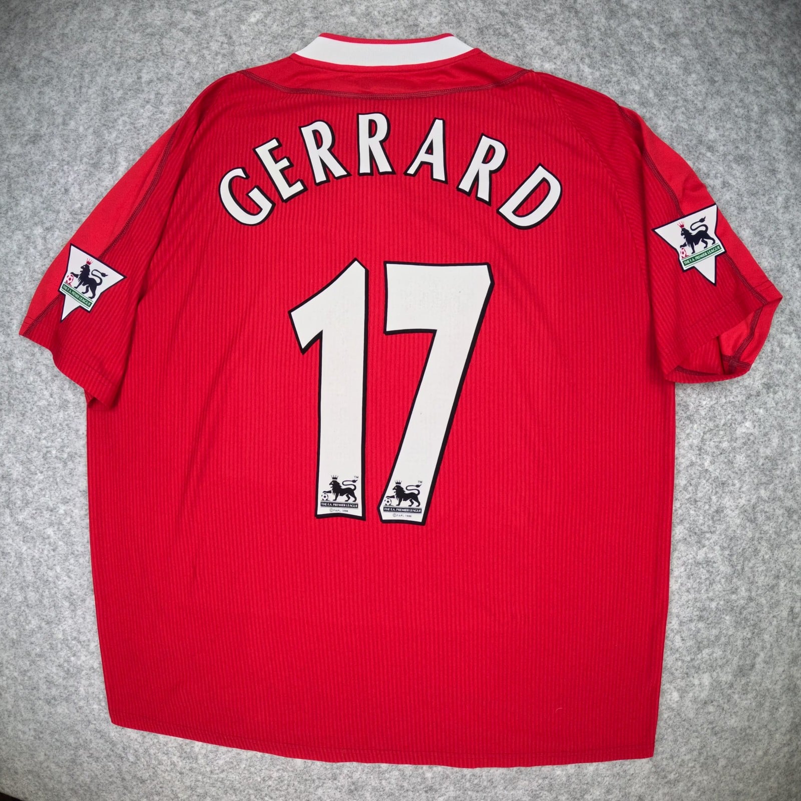 Liverpool Football Shirt Extra Large Red Home 2002 2004 Gerrard 17 Soccer Jersey