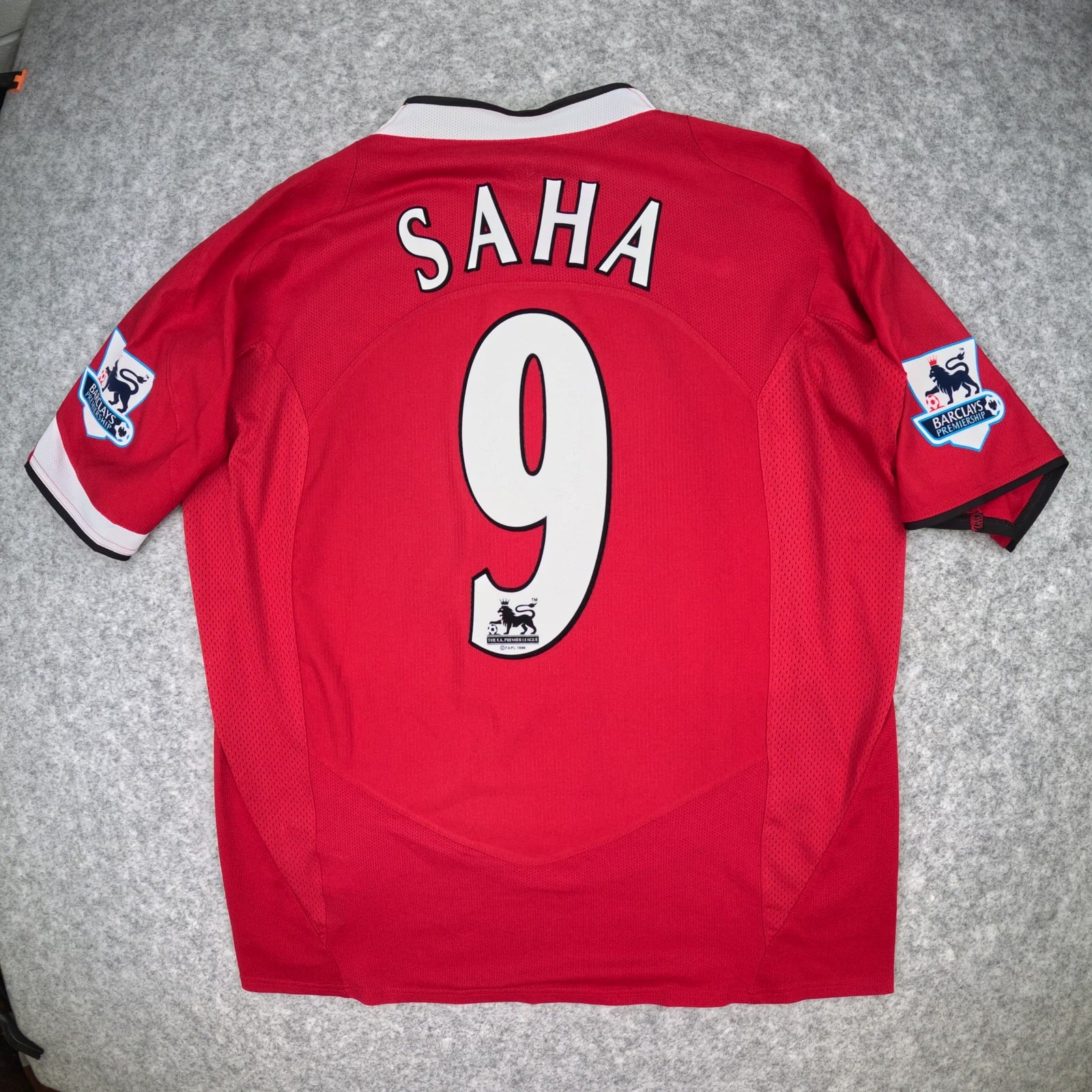 Manchester United Football Shirt Large Red Home 2004 2006 Nike Saha 9 Jersey