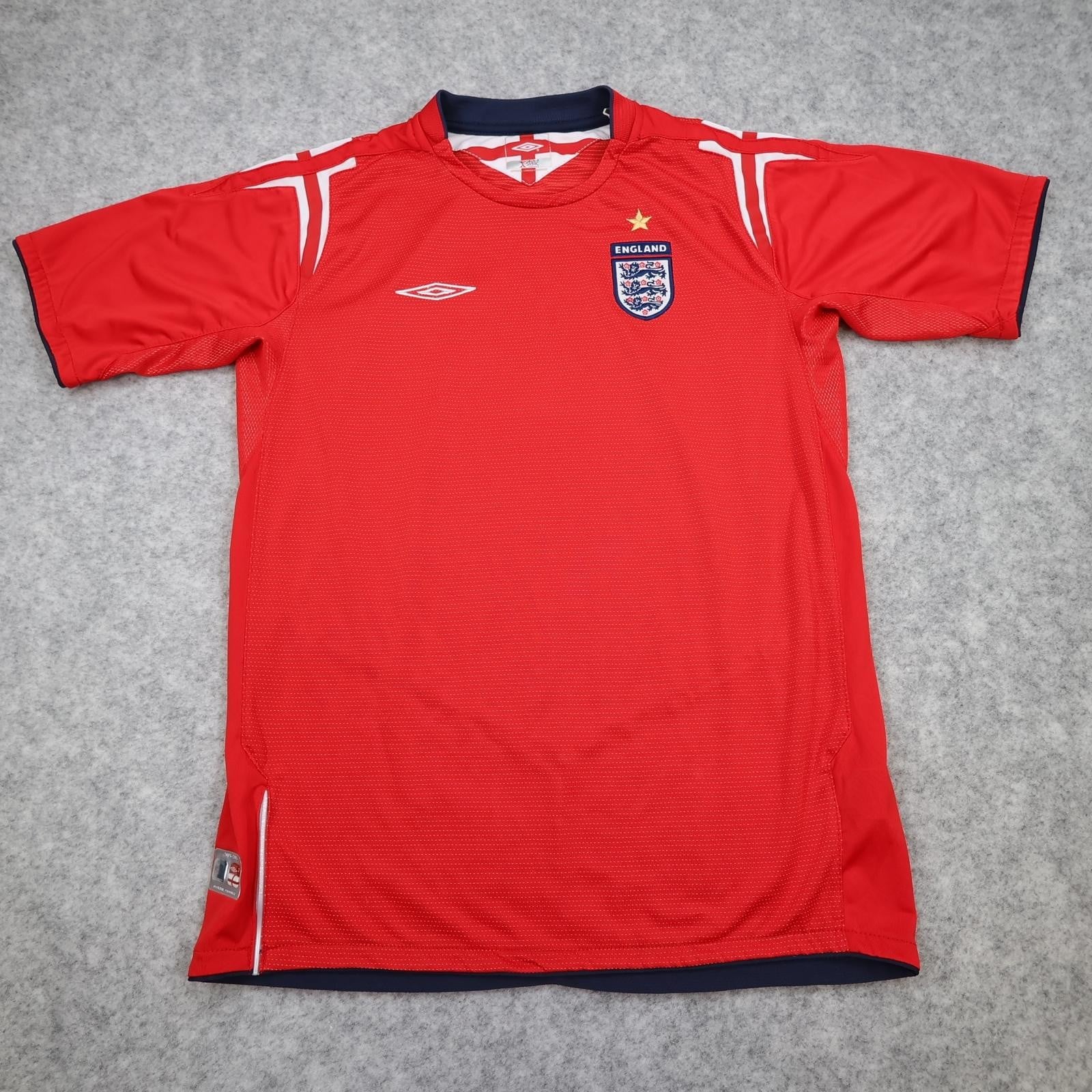 Vintage England Away Shirt Boys 13-14 Years Red 2004 2006 Football Umbro Jersey