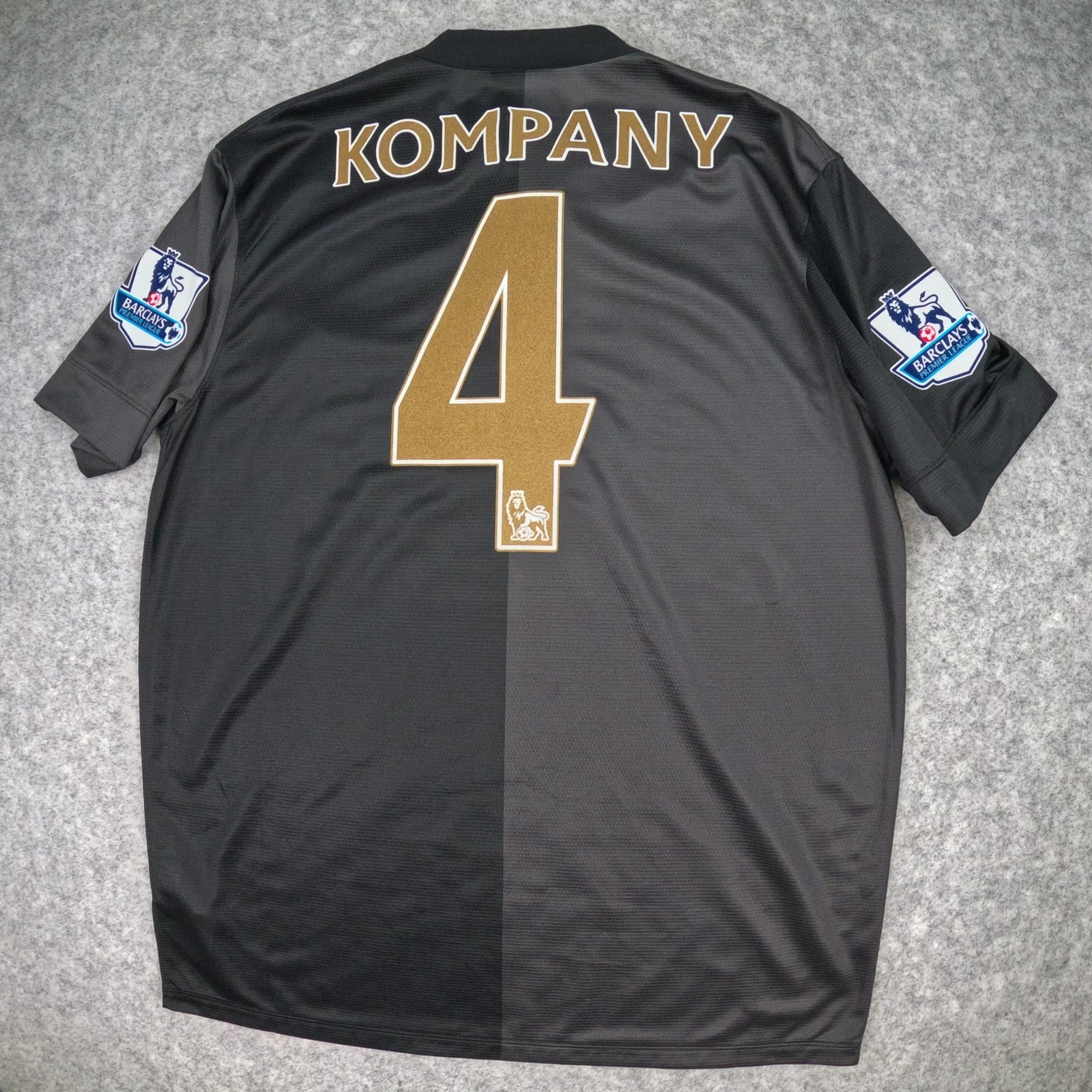 Manchester City Football Shirt Large Black Away 2013 2014 Nike Kompany 4 Jersey