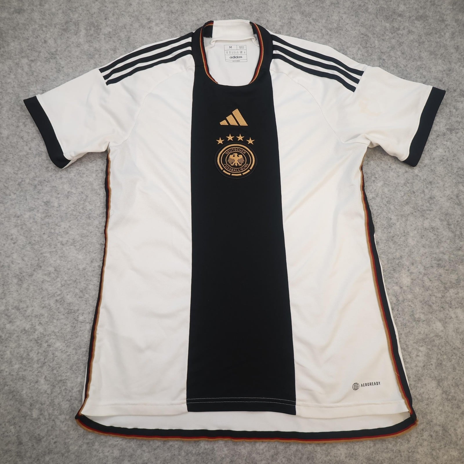 Germany Home Shirt Mens Medium White 2022 2023 Football Adidas Soccer Jersey