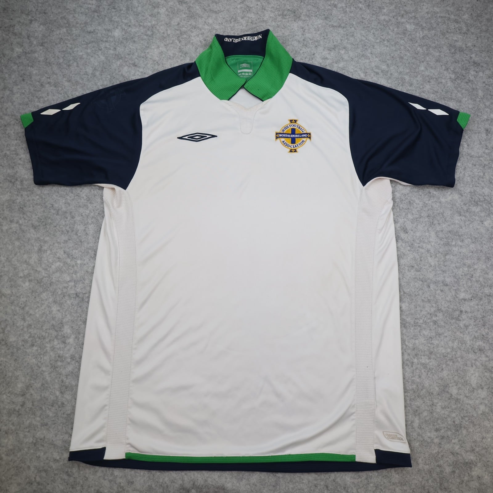 Northern Ireland Football Shirt Large Adidas Away Kit 2009 2010 Soccer Jersey
