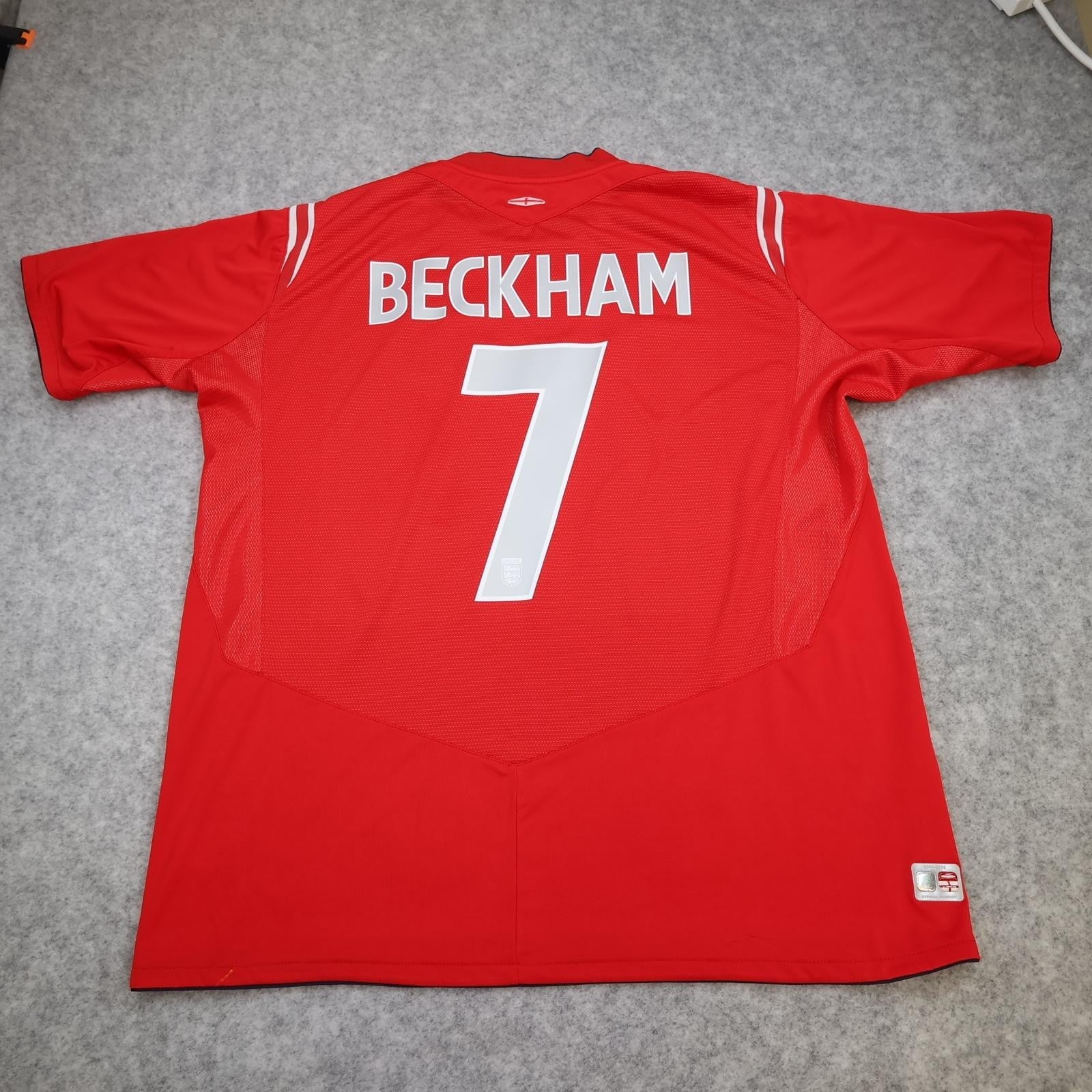 Vintage England Away Shirt Mens 2XL Red 2004 2006 Football Umbro Beckham 7