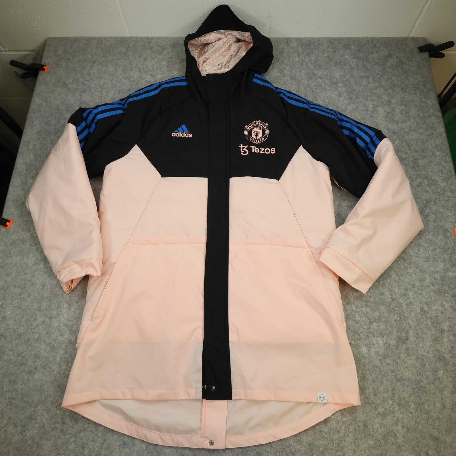 Manchester United Jacket Mens Large Pink Black Adidas Tezos Hooded 2022 2023