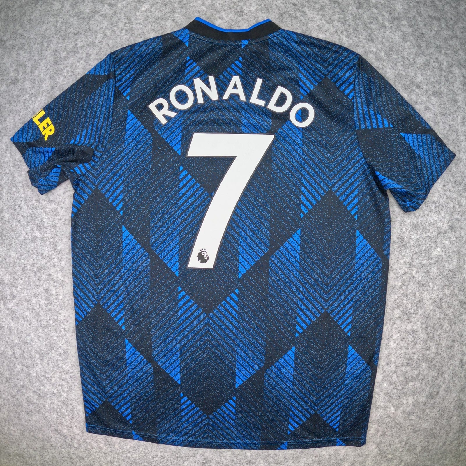 Manchester United Shirt Large Blue Third 2021 2022 Ronaldo 7 Soccer Jersey
