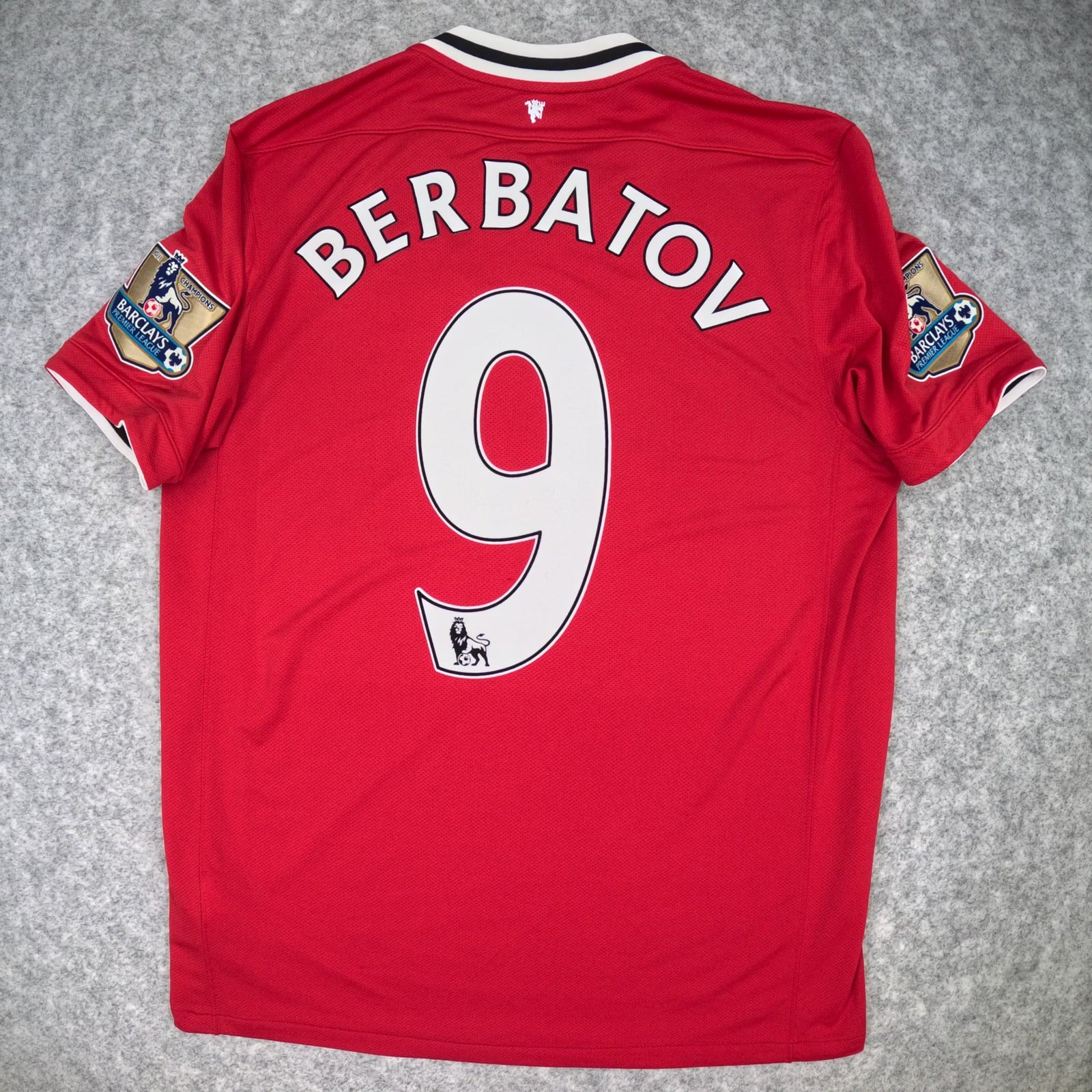 Manchester United Football Shirt Medium Red Home 2011 12 Nike Berbatov 9 Jersey
