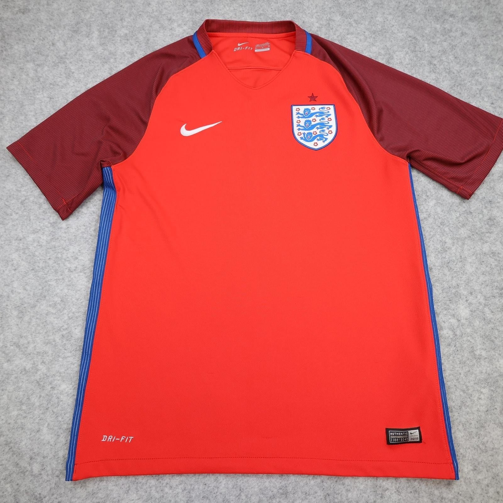 England Away Shirt Mens Medium Red 2016 2017 Football Nike Dri Fit Jersey