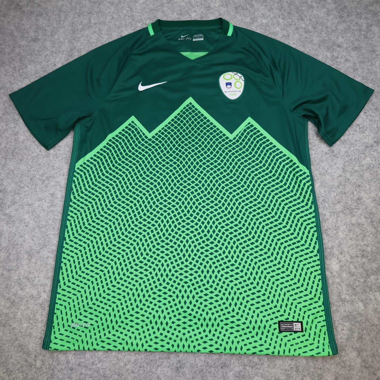 Slovenia Shirt Mens Large Green Away 2016 2017 Football Nike Soccer Jersey