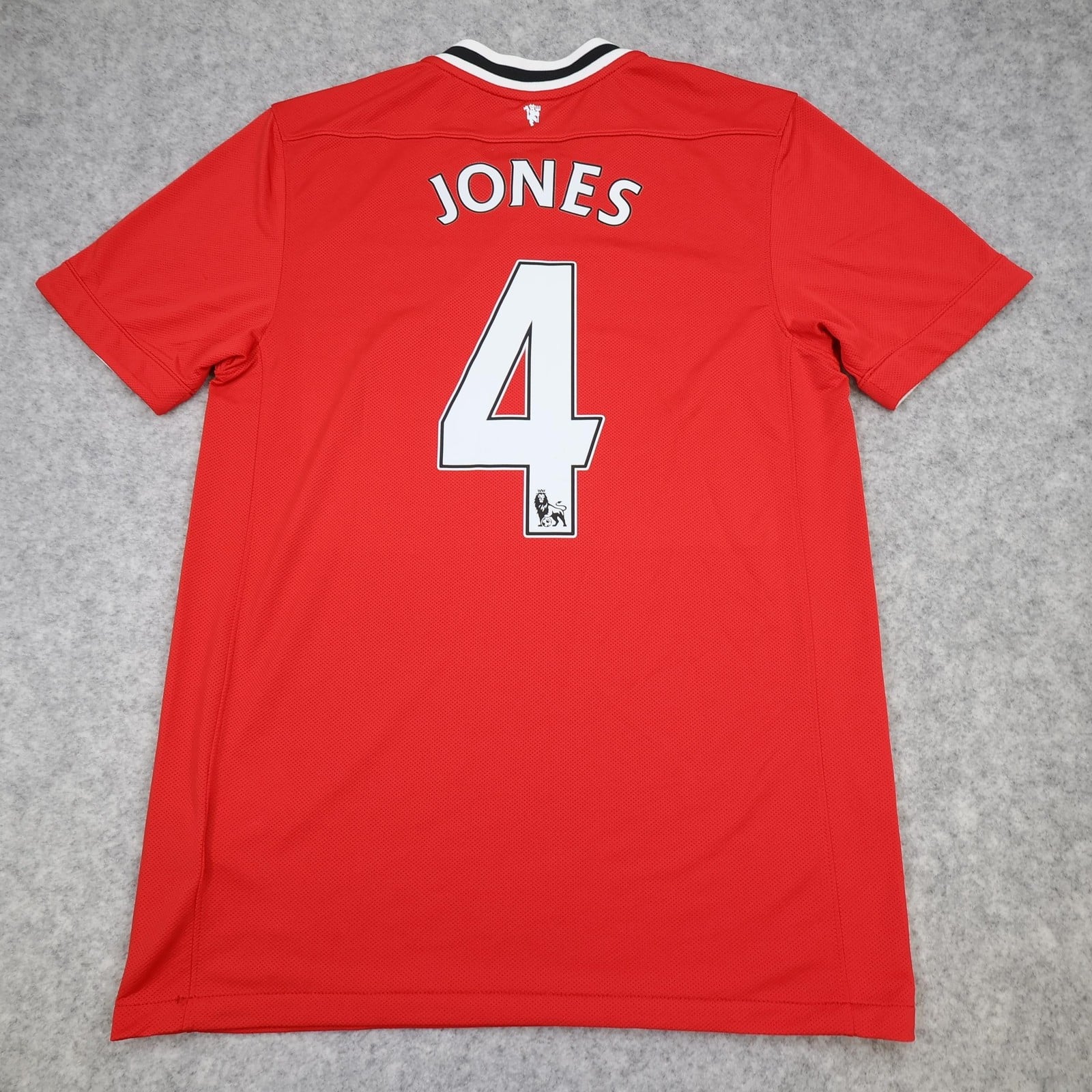Manchester United Shirt Mens Medium Red Home 2010 2011 Nike Soccer Phil Jones 4