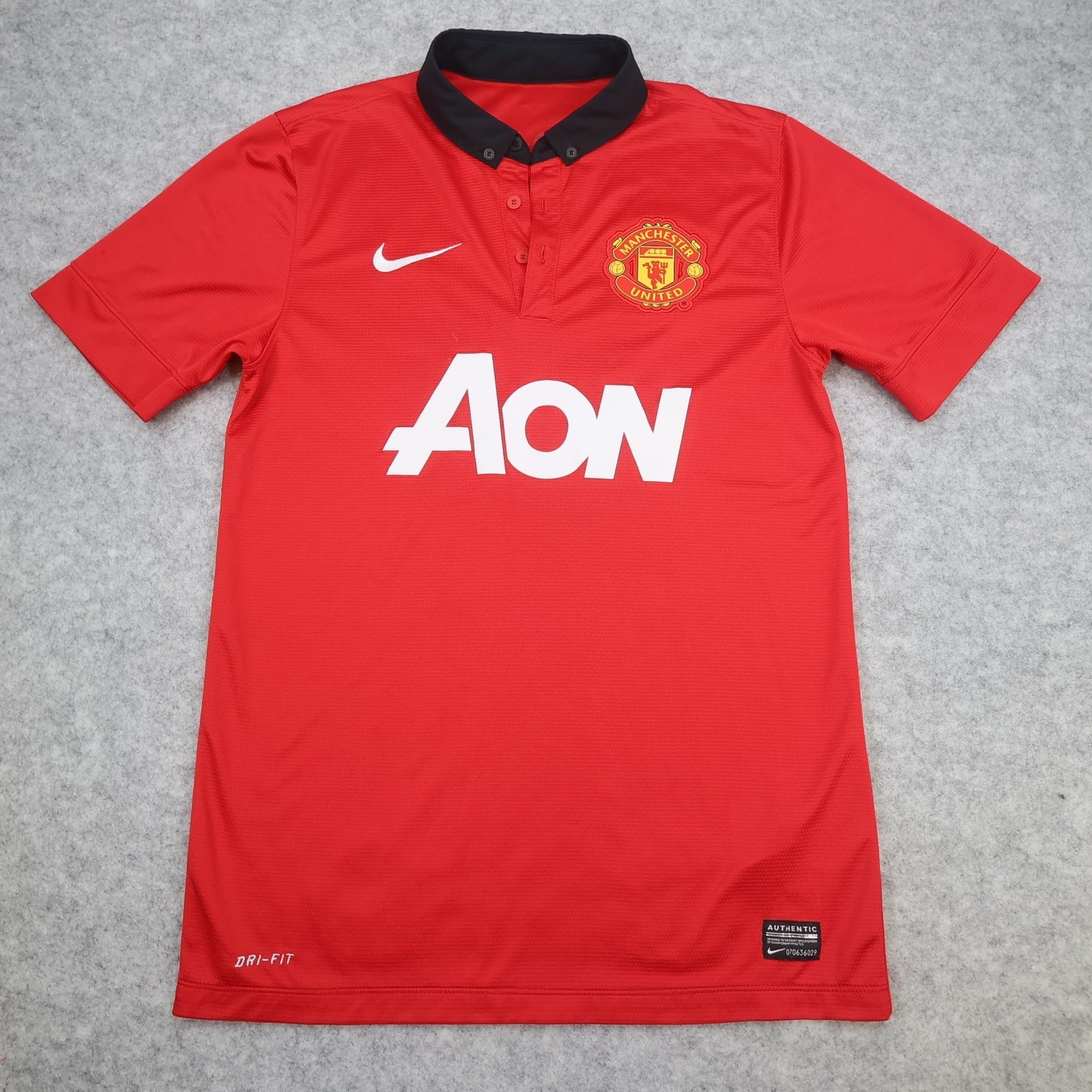 Manchester United Shirt Small Red Home Kit 2013 2014 Nike Soccer Jersey