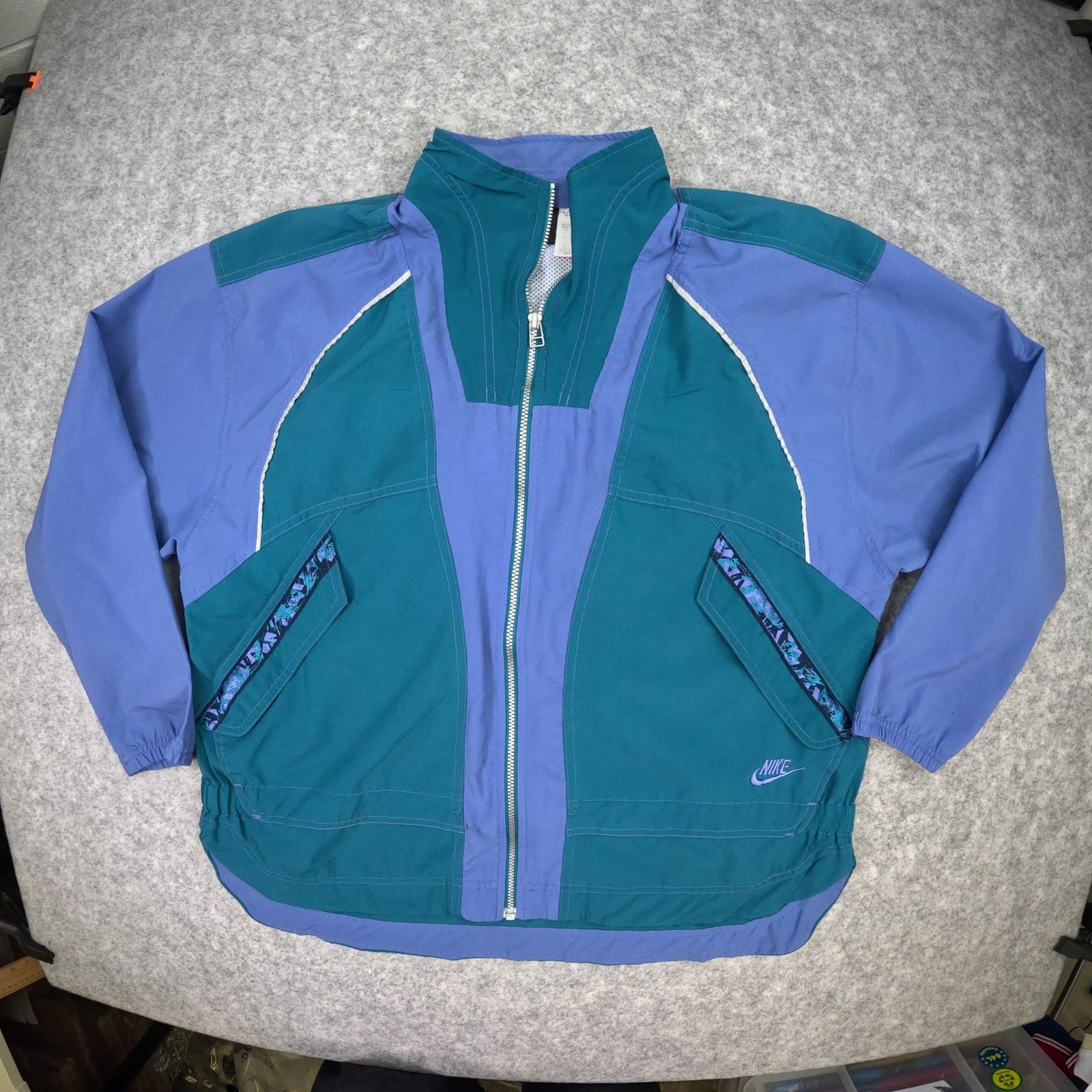 Vintage Nike Windbreaker Shell Jacket Medium 90s Patterned Purple Green