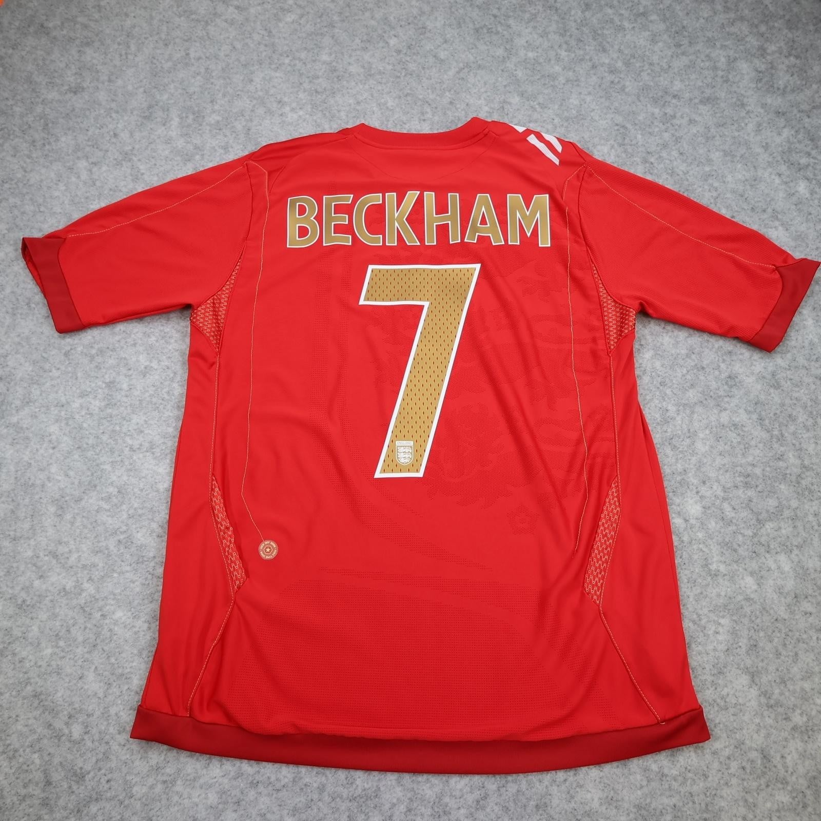 England Away Shirt Mens Medium Red 2006 2008 Football Umbro Beckham 7 Jersey