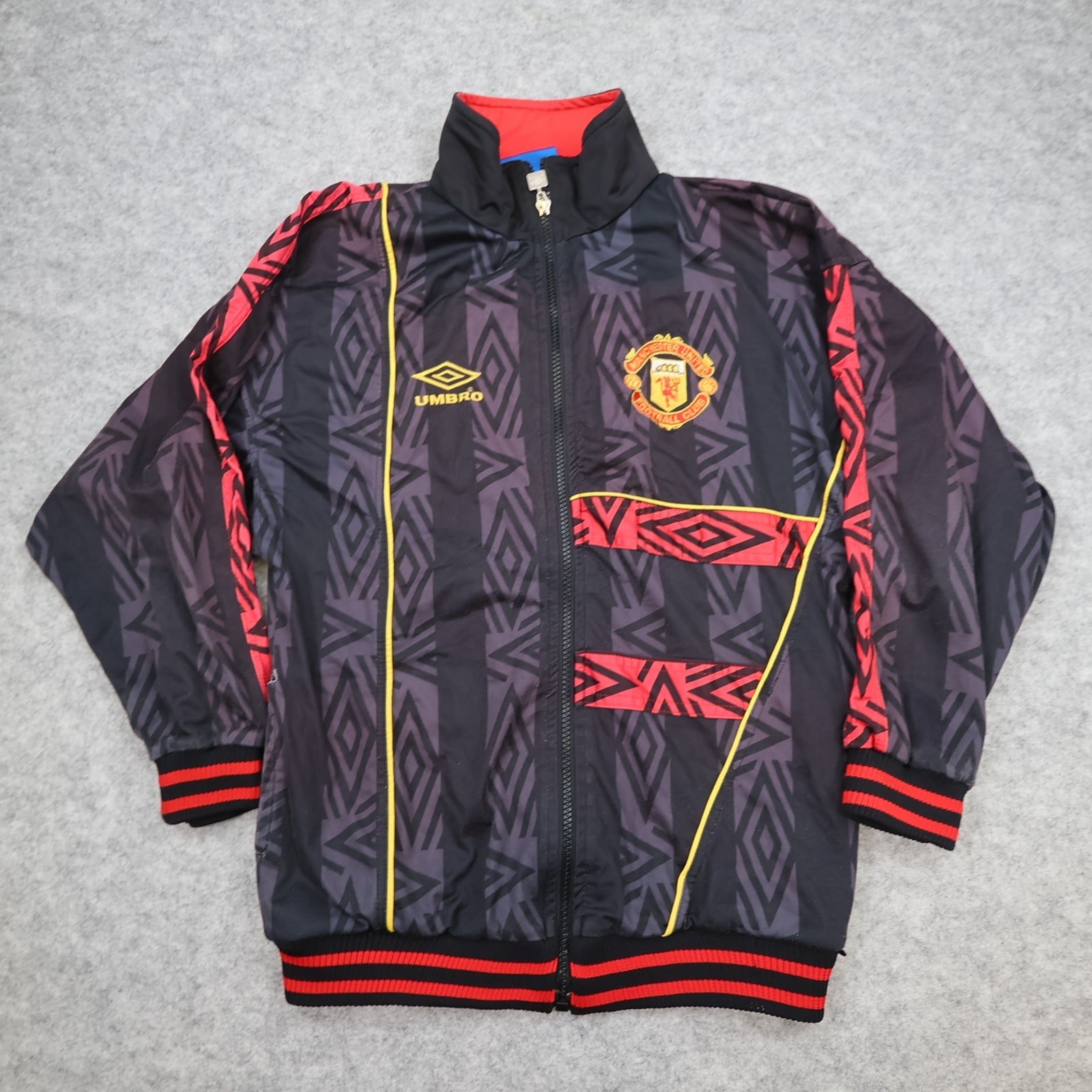 Manchester United Tracksuit 32" Kids Black Training Jacket Top Umbro 1992 1993