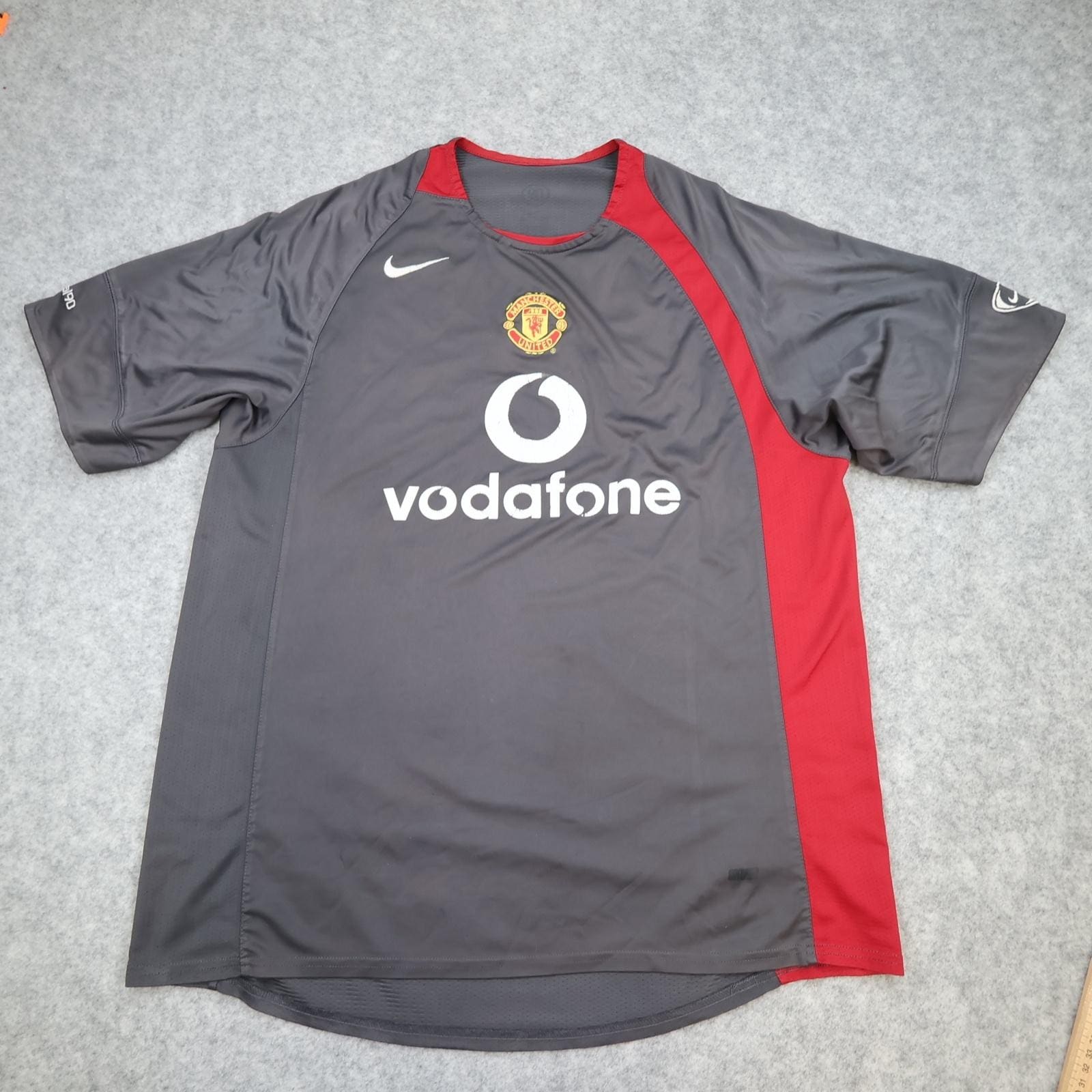 Manchester United Training Shirt Mens Large Grey 2004 2005 Nike Soccer Jersey