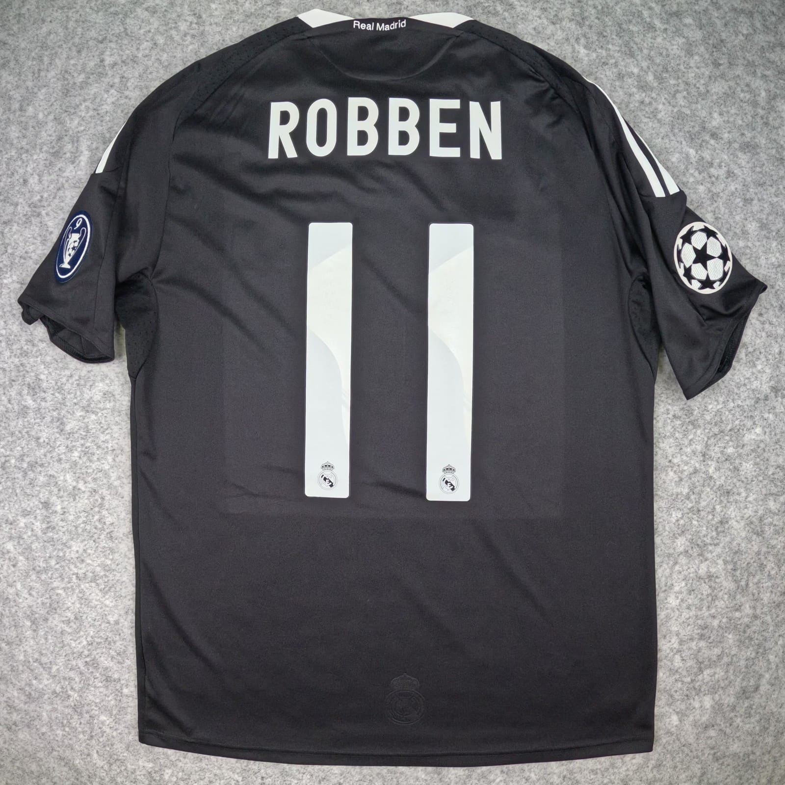 Real Madrid Football Shirt Medium Black Third 2007 2008 adidas Robben 11 Jersey