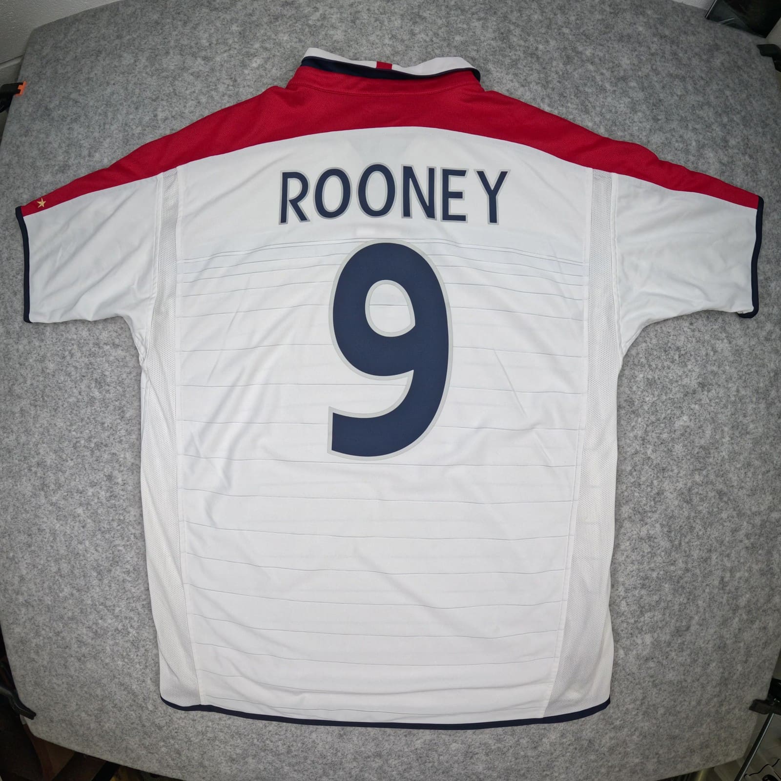 England Football Shirt XL White Home 2003 2005 Umbro ROONEY 9 Soccer Jersey