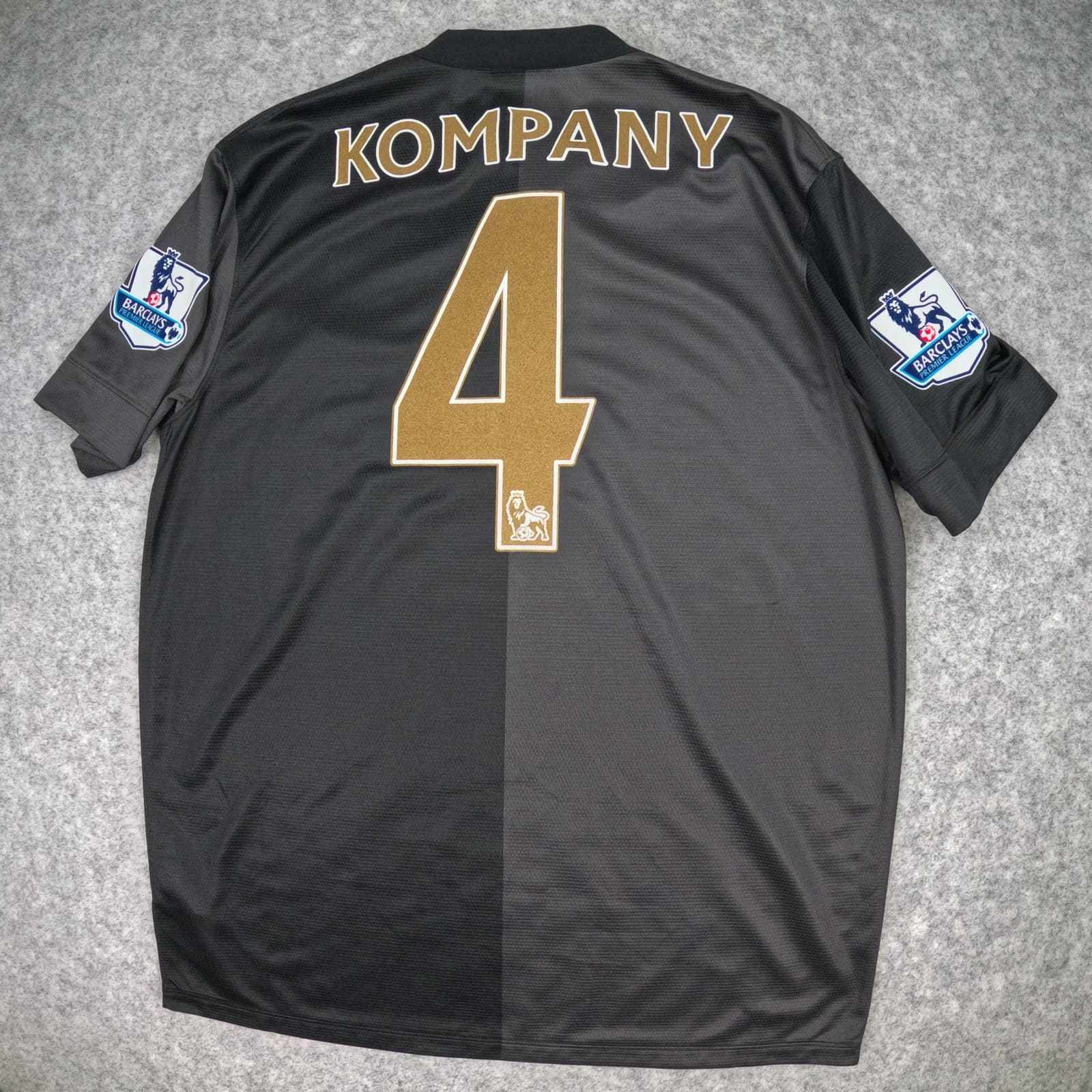 Manchester City Football Shirt Large Black Away 2013 2014 Nike Kompany 4 Jersey