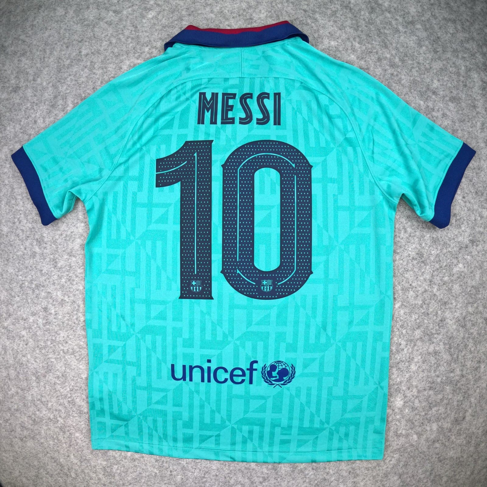 Barcelona Football Shirt Medium Turquoise Third 2019 2020 Nike Messi 10