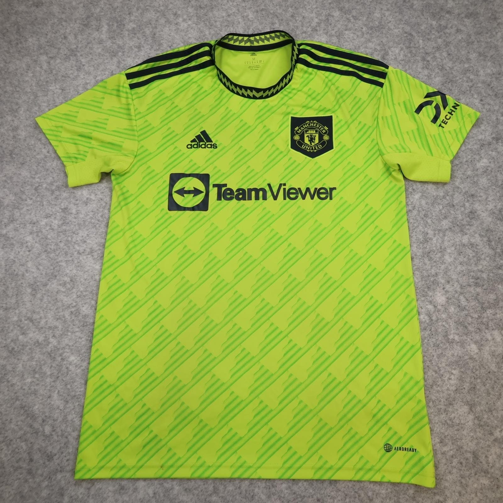 Manchester United Shirt Mens Medium Third 2022 2023 Football Jersey Adidas